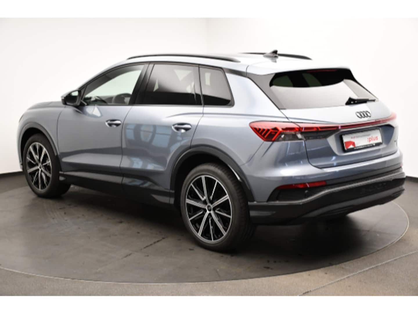 Bild über Audi Q4 e-tron 45 e-tron quattro - für weitere Informationen kontaktieren Sie den Audi Partner