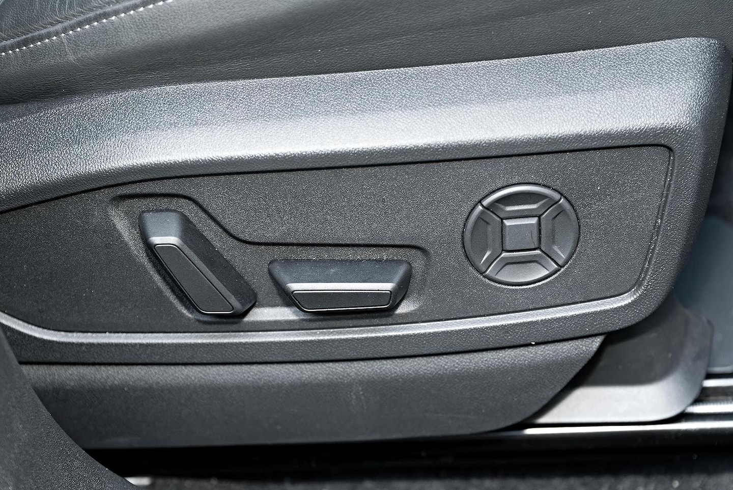 Image about Audi Q5 SUV TFSI 150 kW