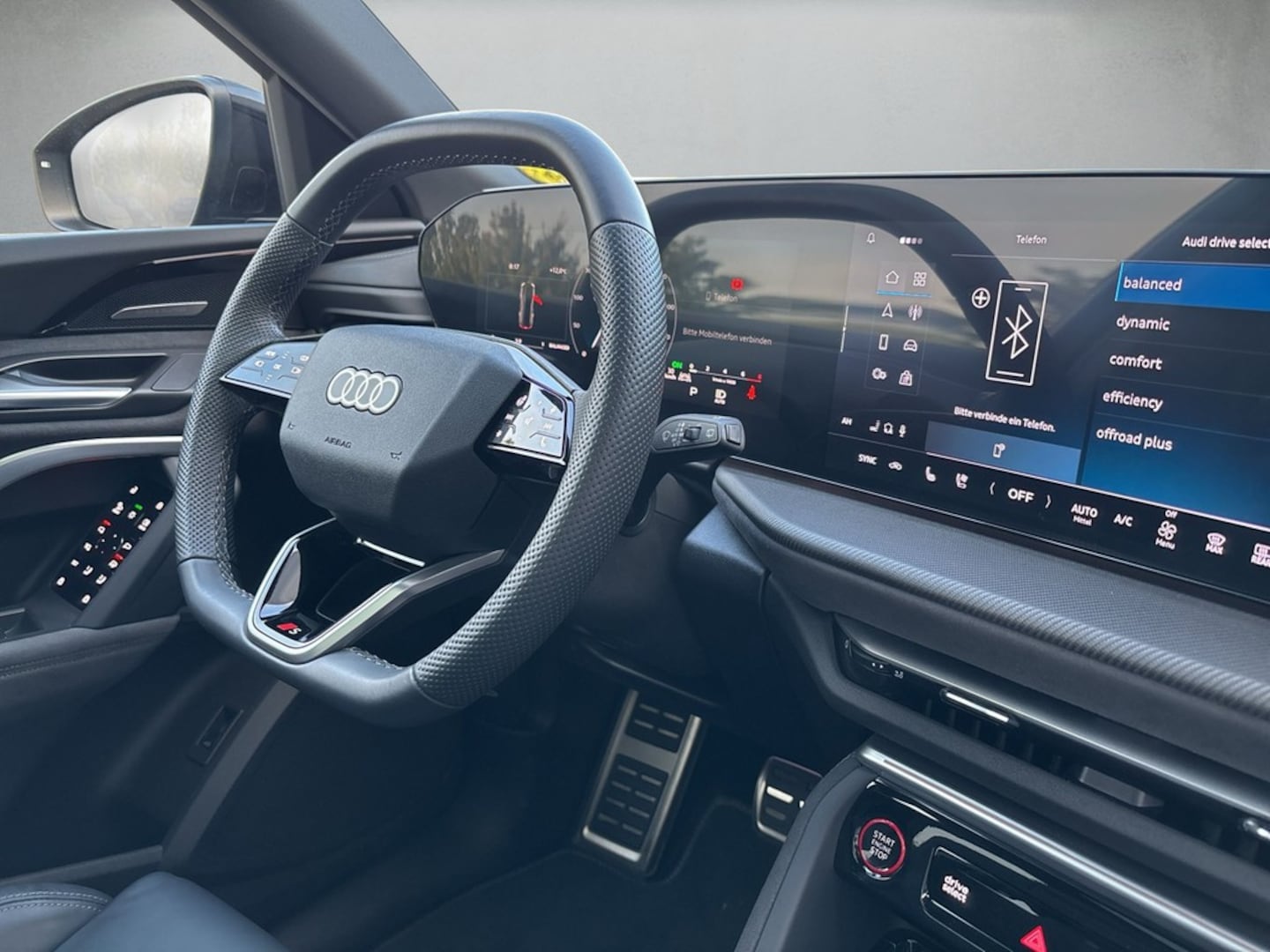 Bild über Audi SQ5 SUV TFSI 270 kW S tronic - für weitere Informationen kontaktieren Sie den Audi Partner