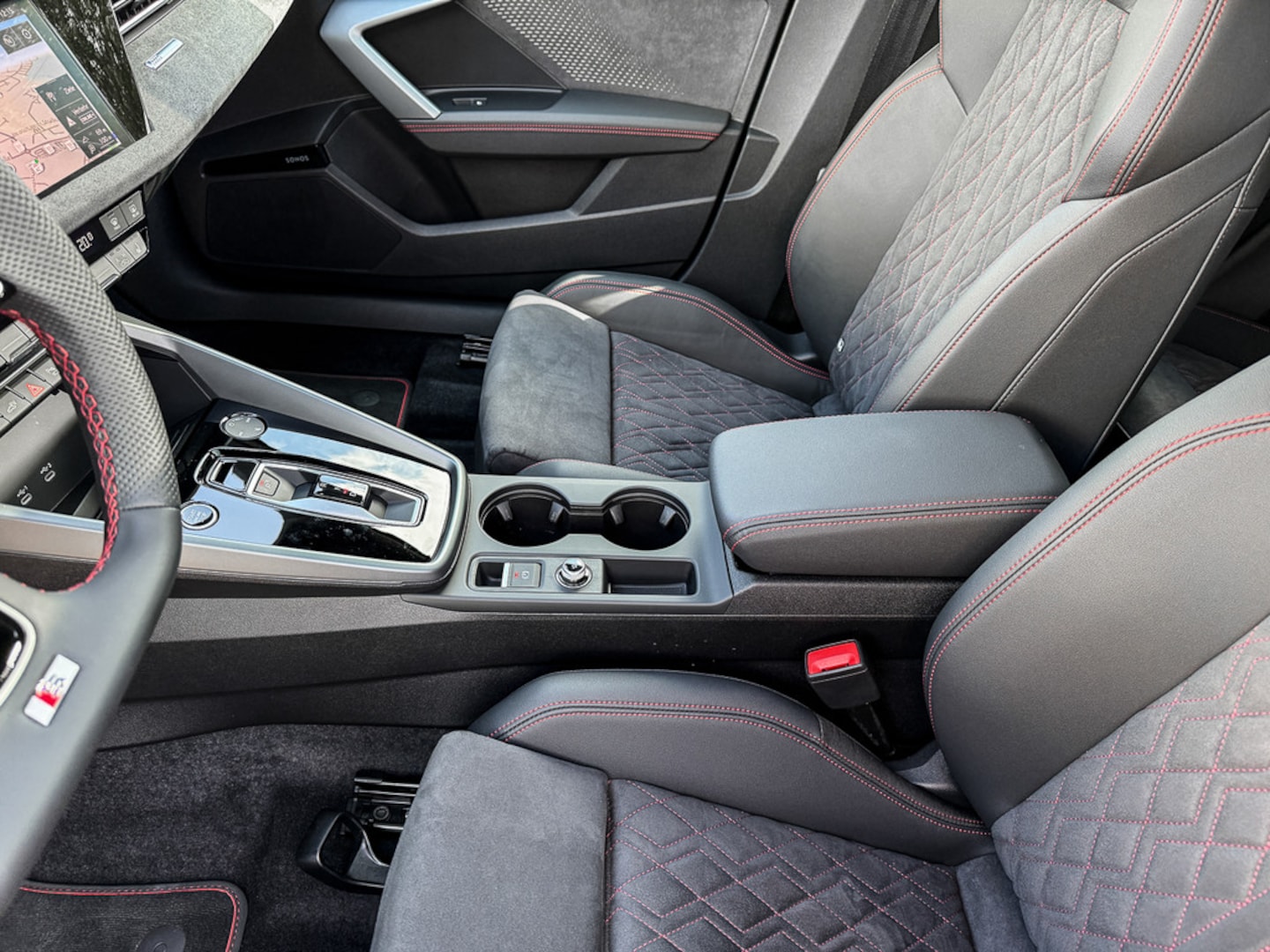 Bild über Audi A3 Sportback TFSI e TFSI e 200 kW S tronic - für weitere Informationen kontaktieren Sie den Audi Partner