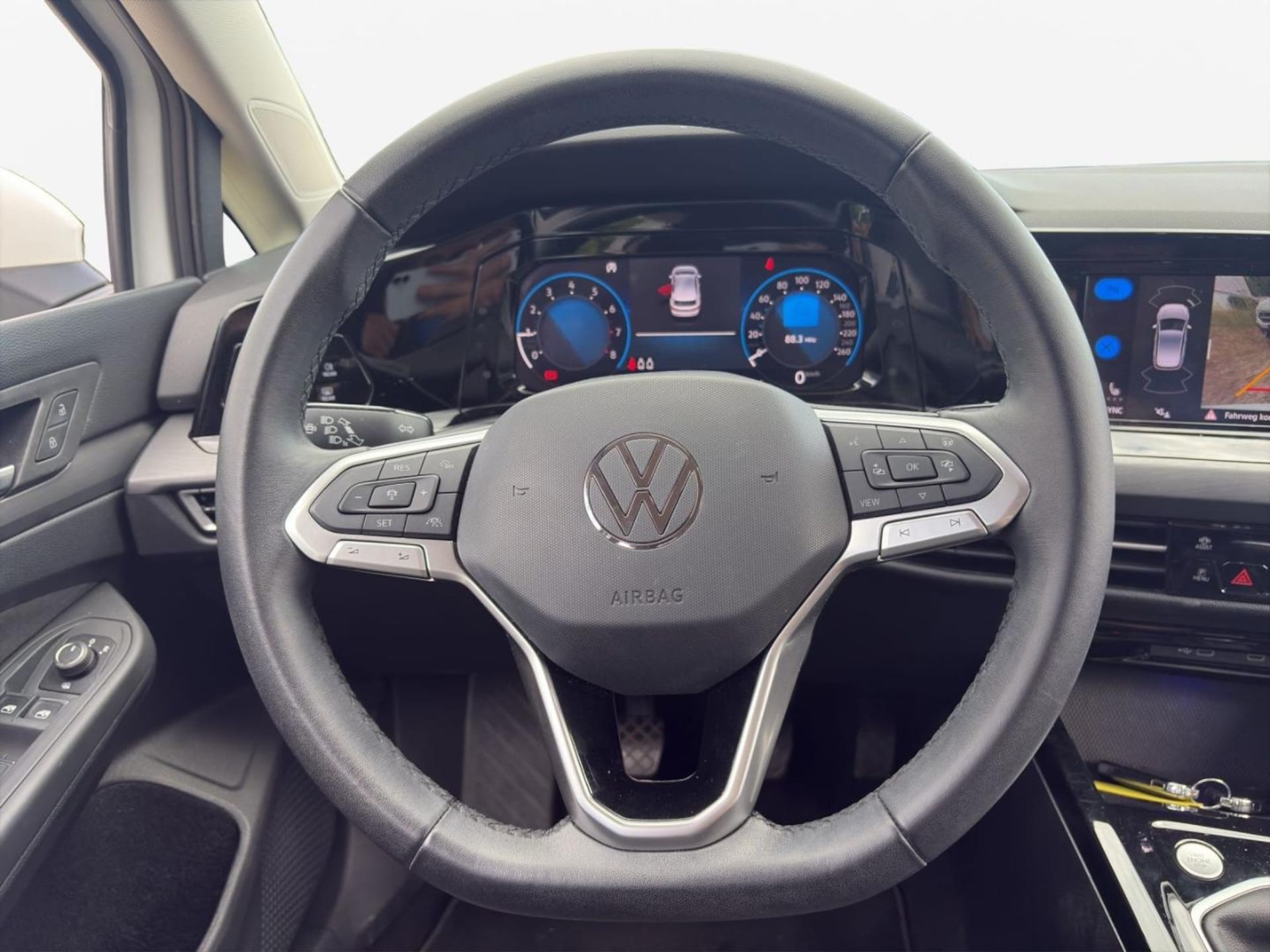 Volkswagen Golf Style
