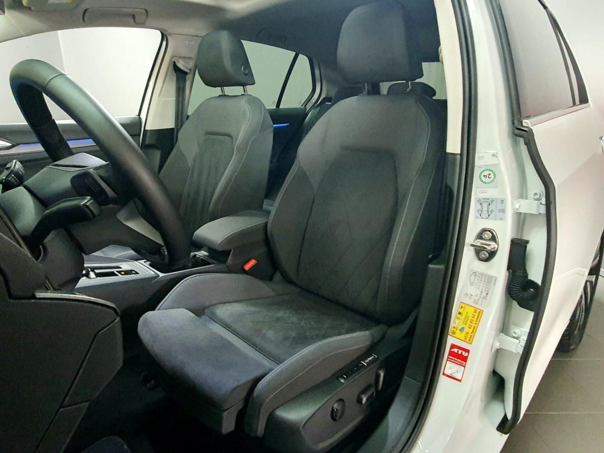 Volkswagen Golf Style