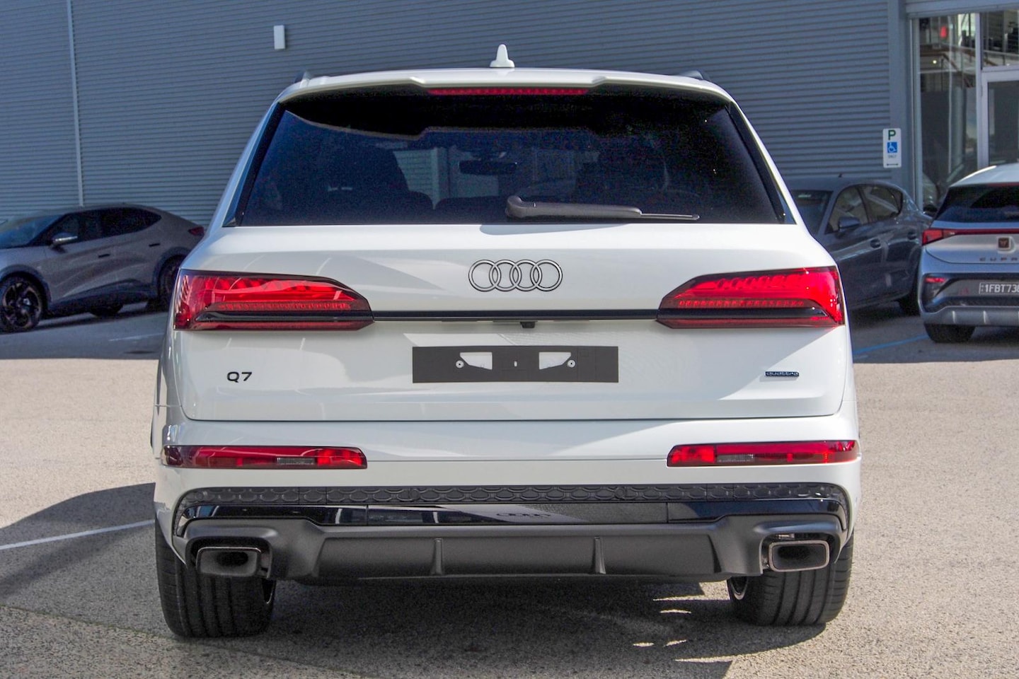 Image about Audi Q7 SUV Q7 S line TDI quattro tiptronic