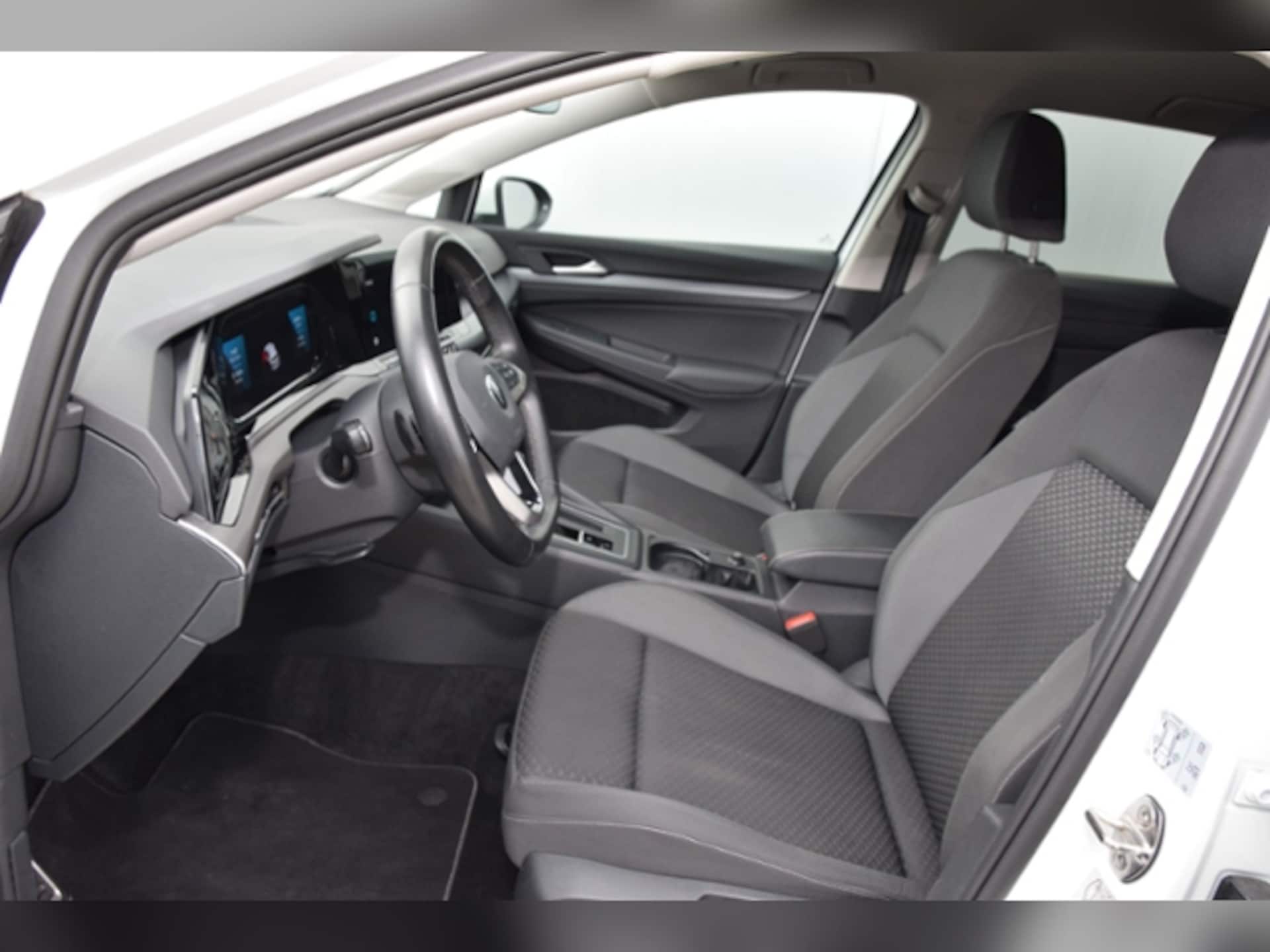 Volkswagen Golf Active