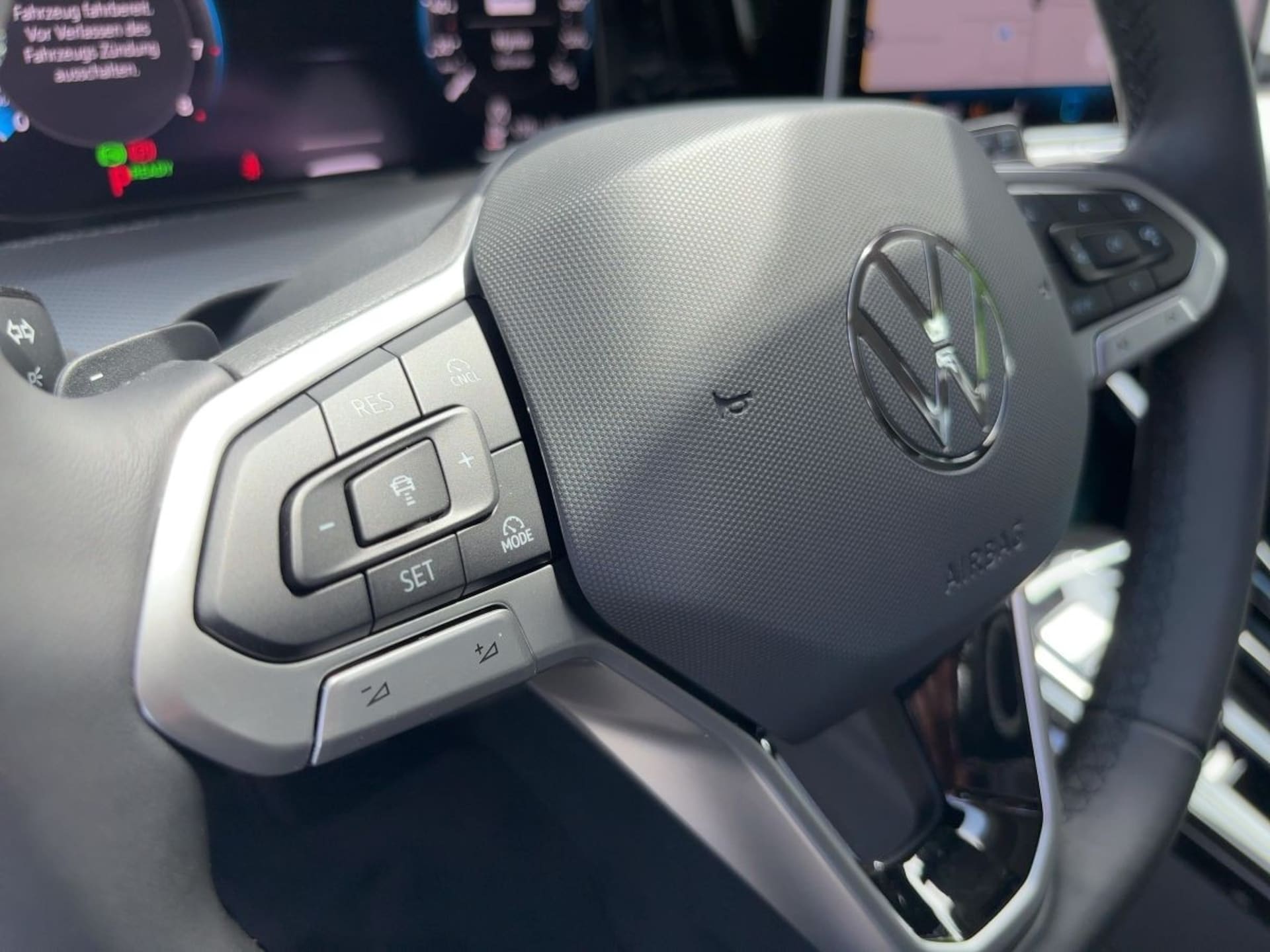 Volkswagen Golf Style