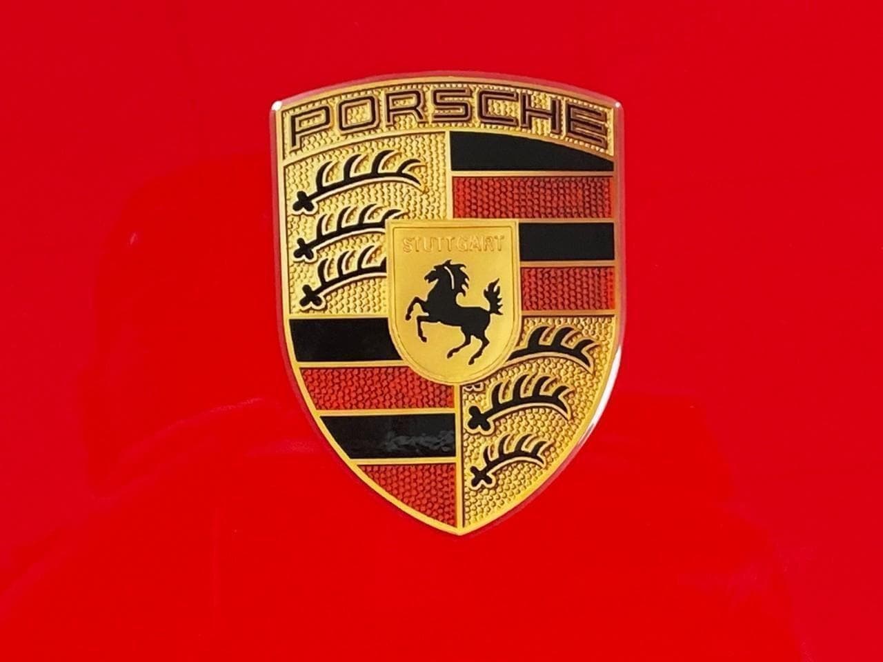 2025 Porsche 718 GT4 RS - Photo 49