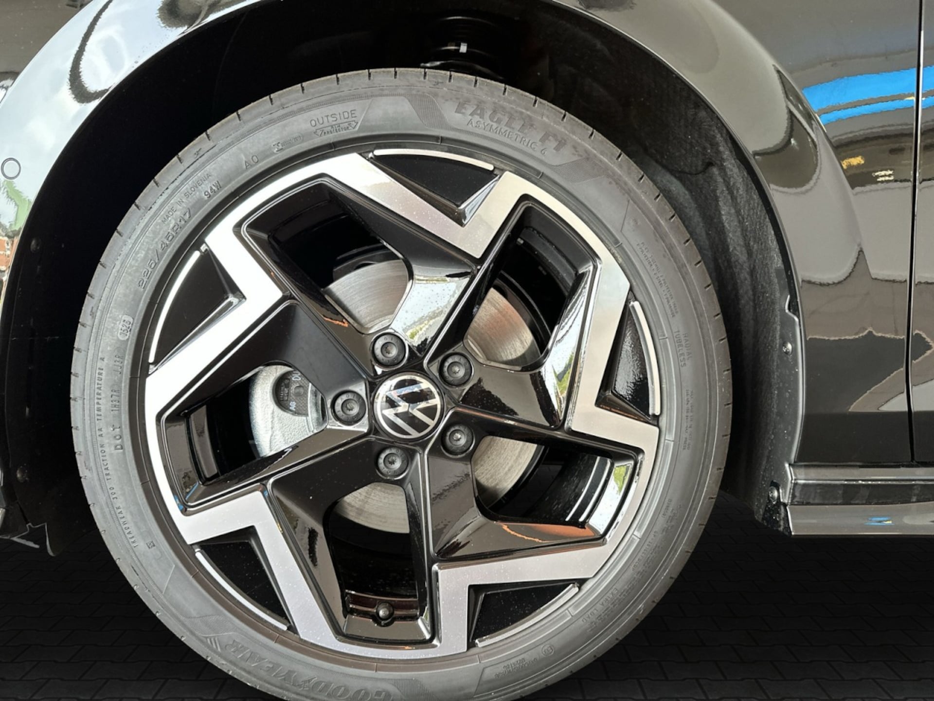 Volkswagen Golf R-Line