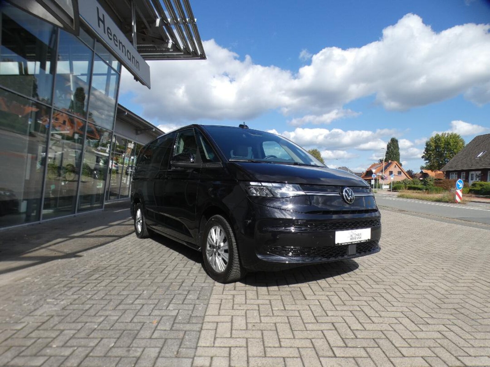 Volkswagen Multivan Langversion – Bild 3