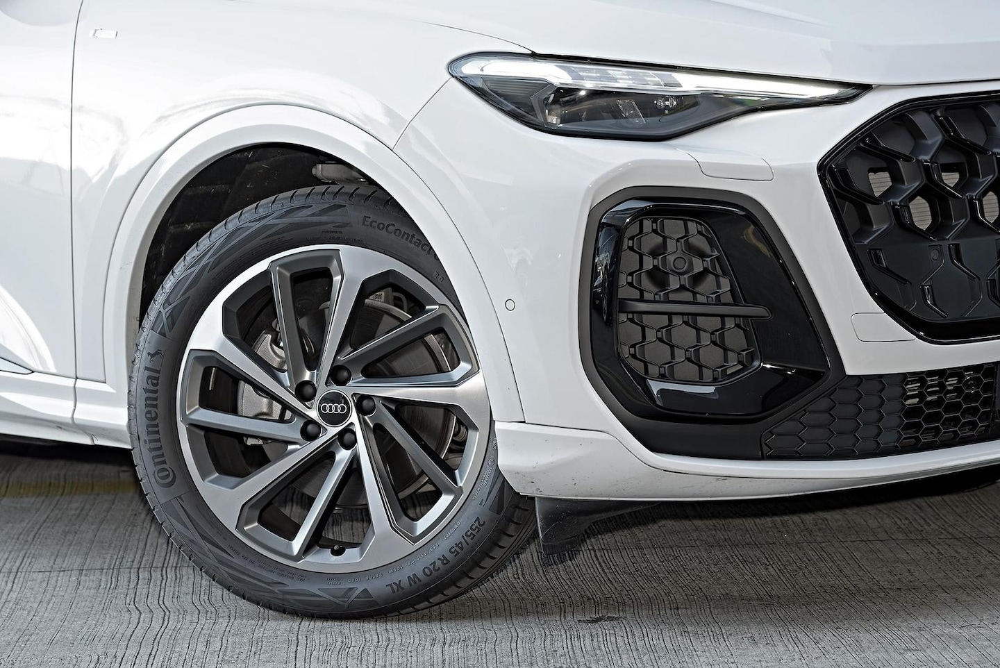 Image about Audi Q5 SUV TFSI 150 kW