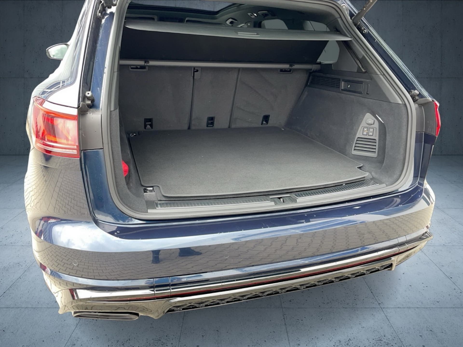 Volkswagen Touareg R