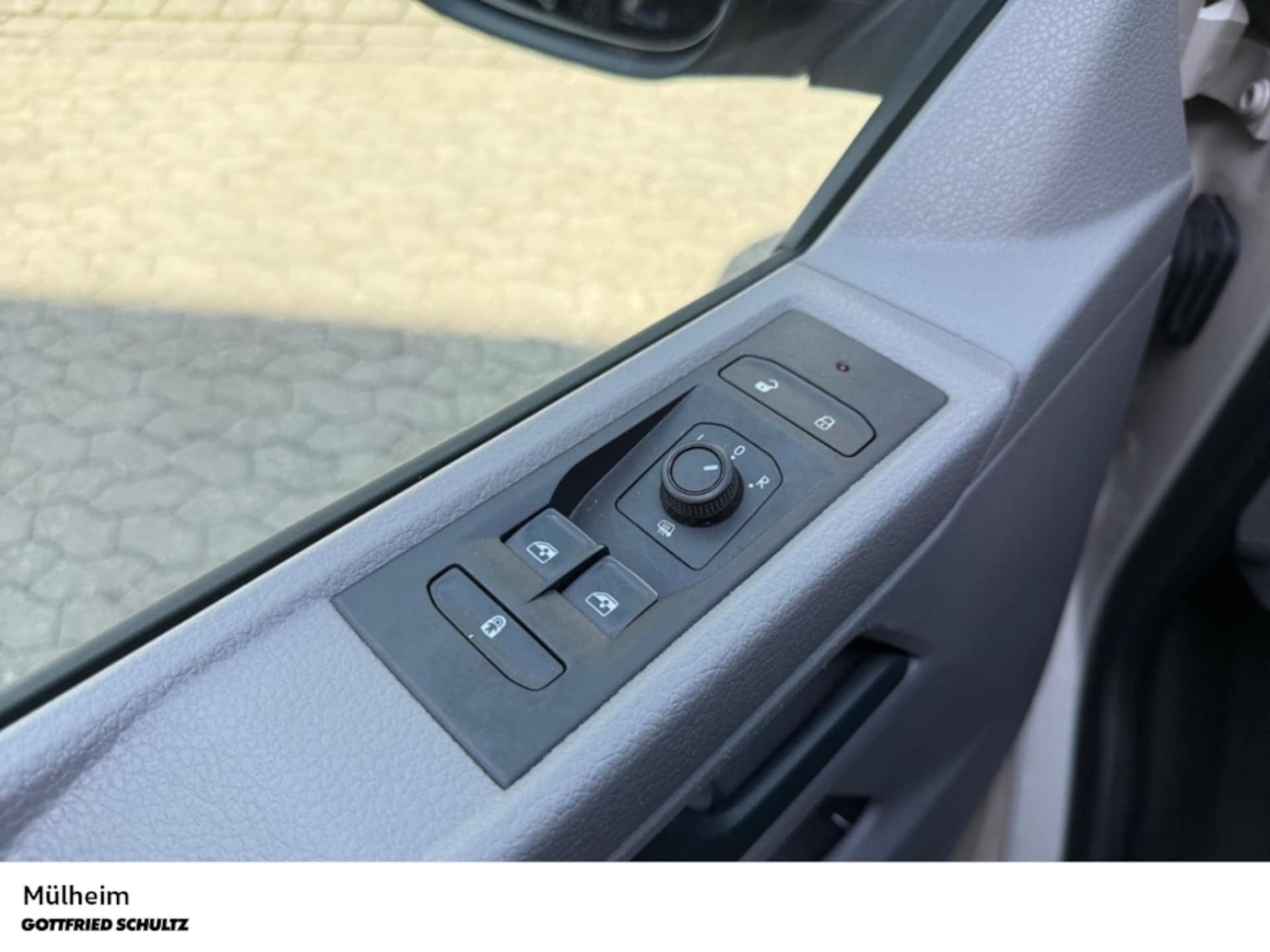 Volkswagen T6.1 Transporter Kombi kurzer Radstand