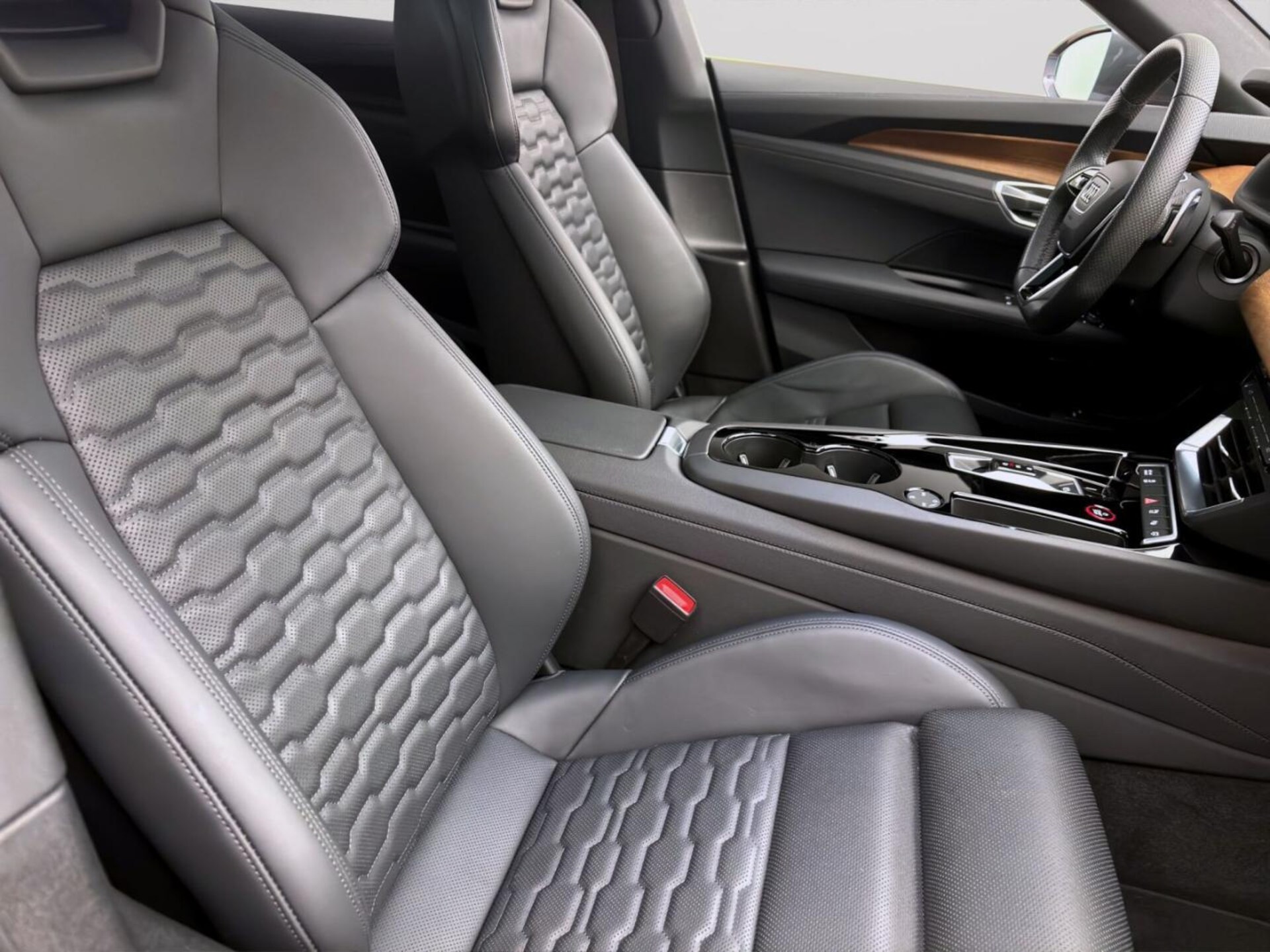 Audi e-tron GT quattro