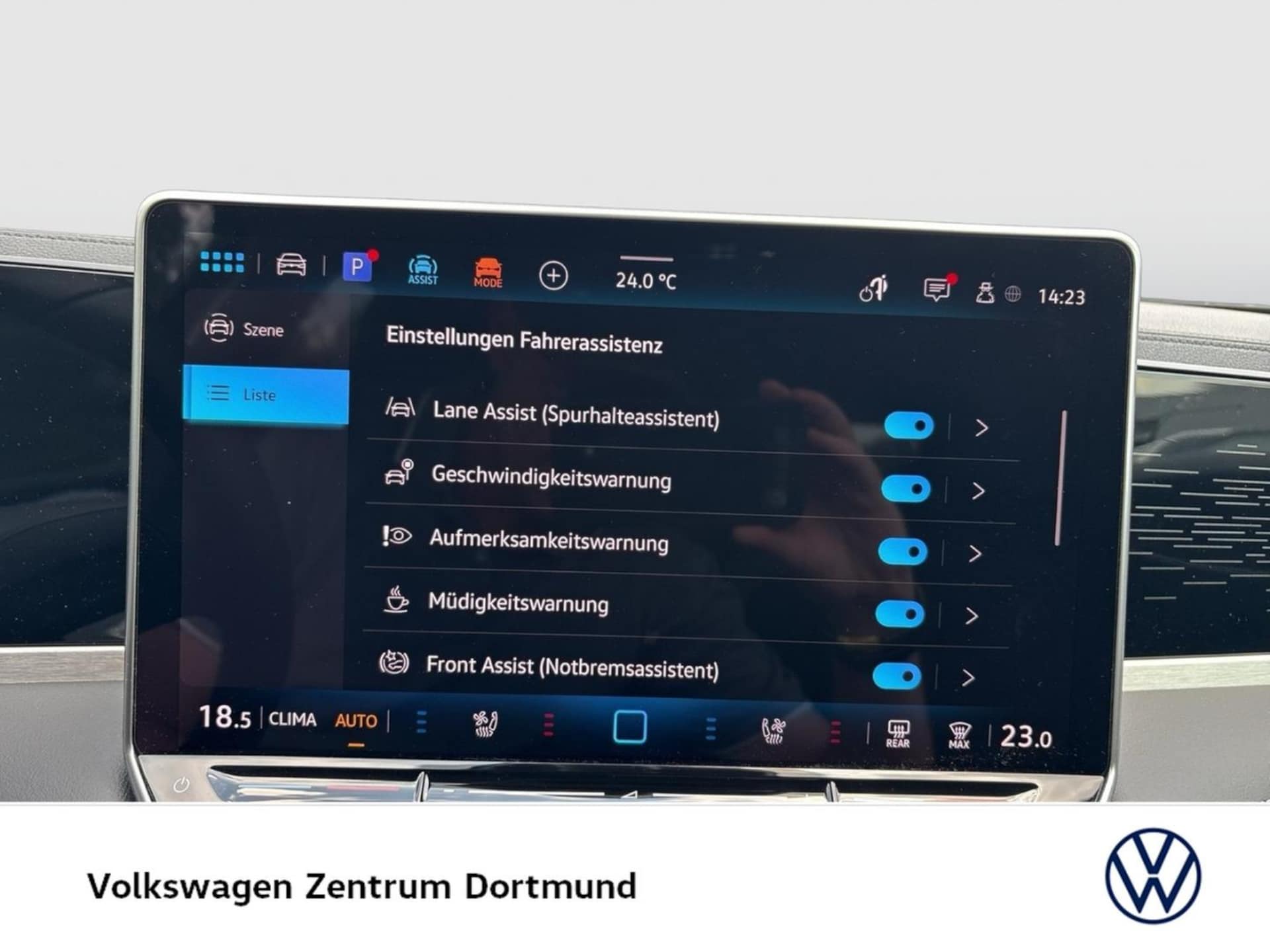 Volkswagen Passat Elegance