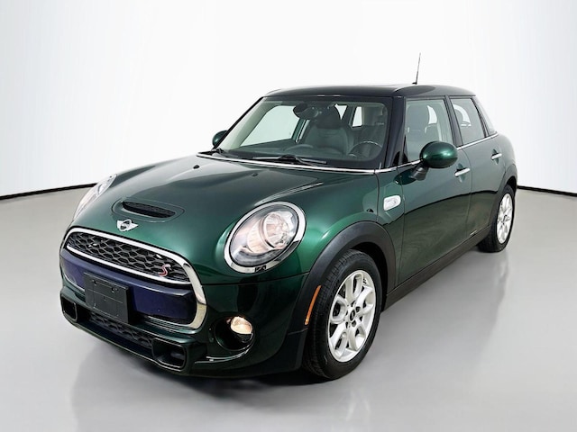 2017 MINI