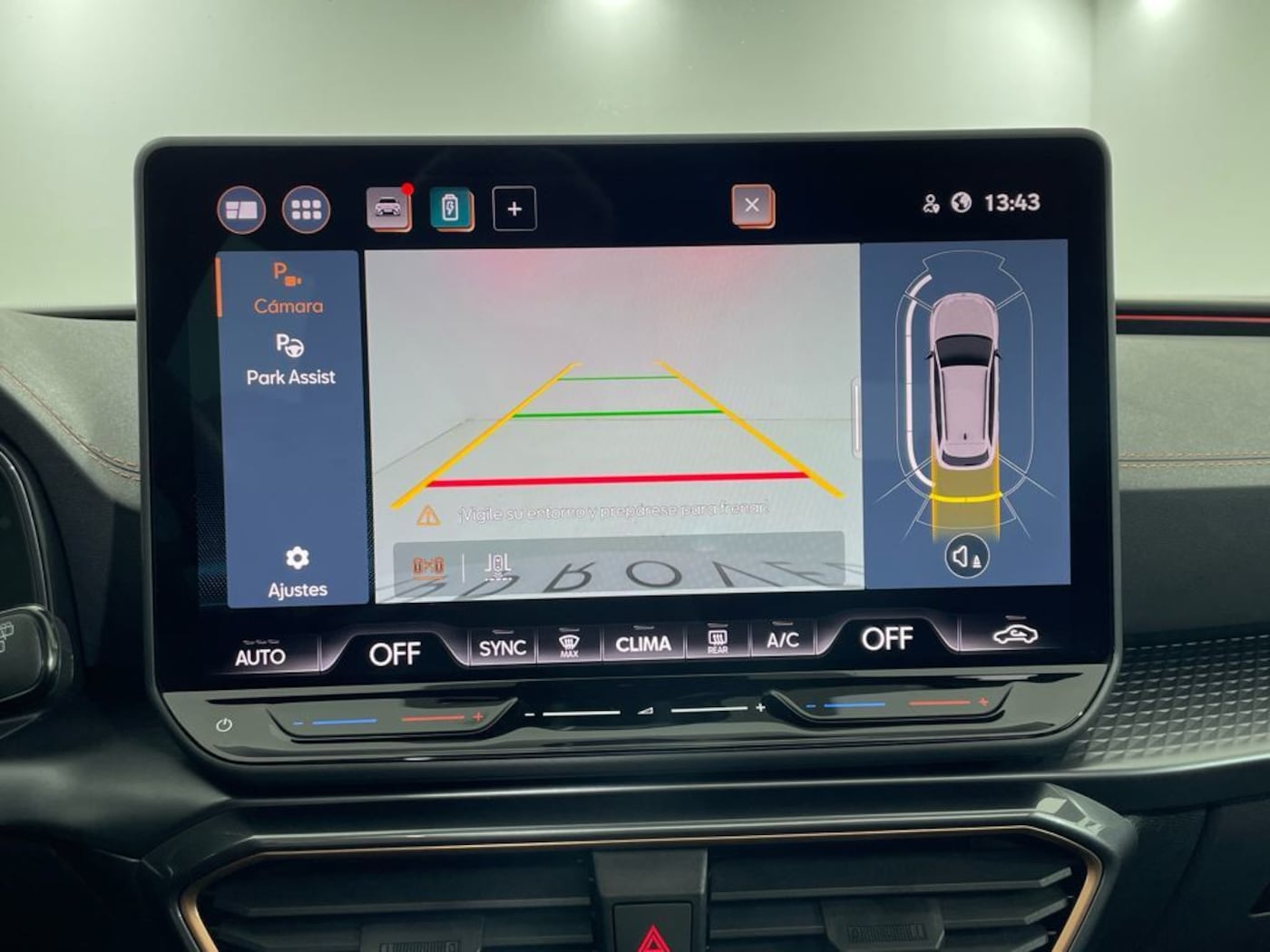 CUPRA Leon Sportstourer 1.5 TSI e-Hybrid DSG 150 kW (204 CV) — photo 21