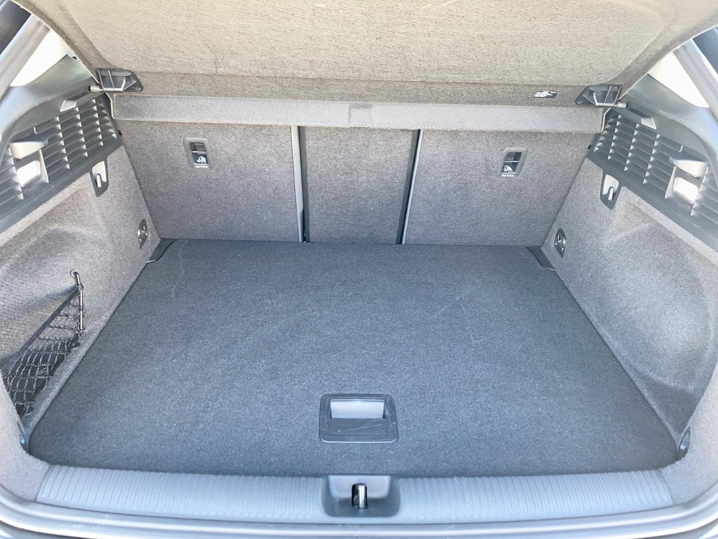 Bild über Audi Q2 advanced 30 TDI Schaltgetriebe - für weitere Informationen kontaktieren Sie den Audi Partner