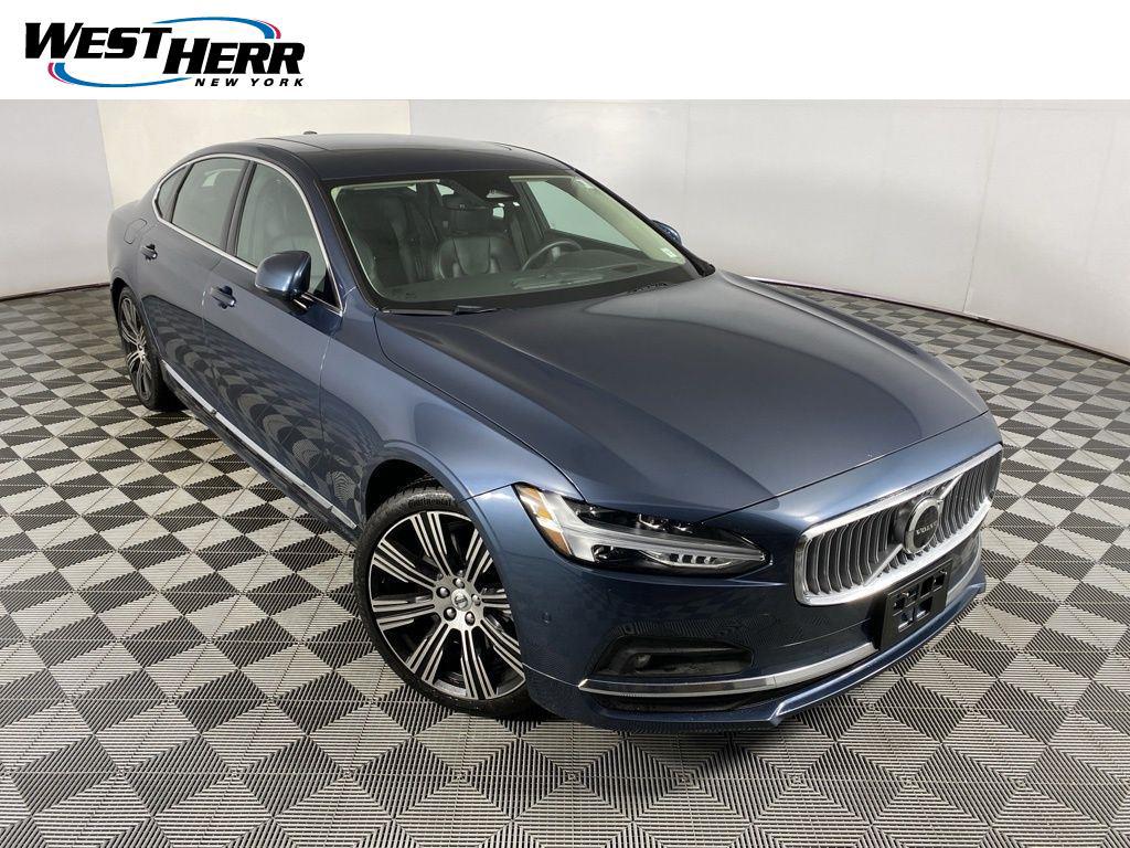 2023 Volvo S90 B6 Ultimate AWD's photo
