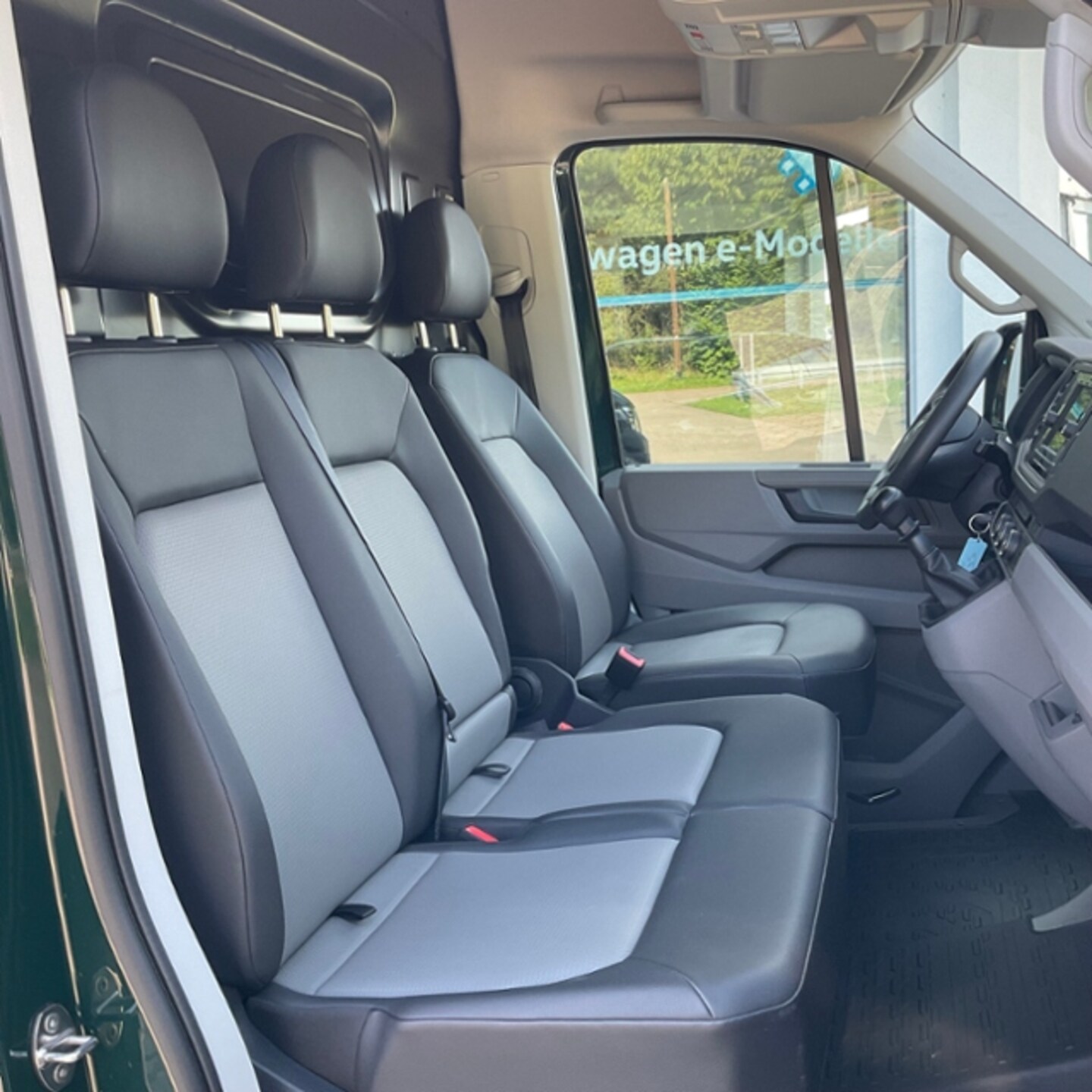 Volkswagen Crafter Kasten langer Radstand
