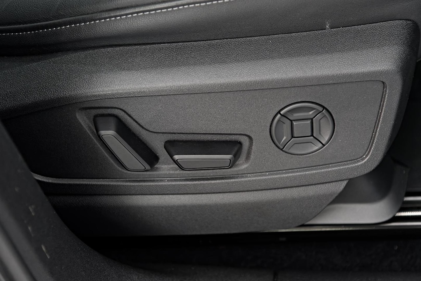 Image about Audi Q5 SUV TFSI 150 kW