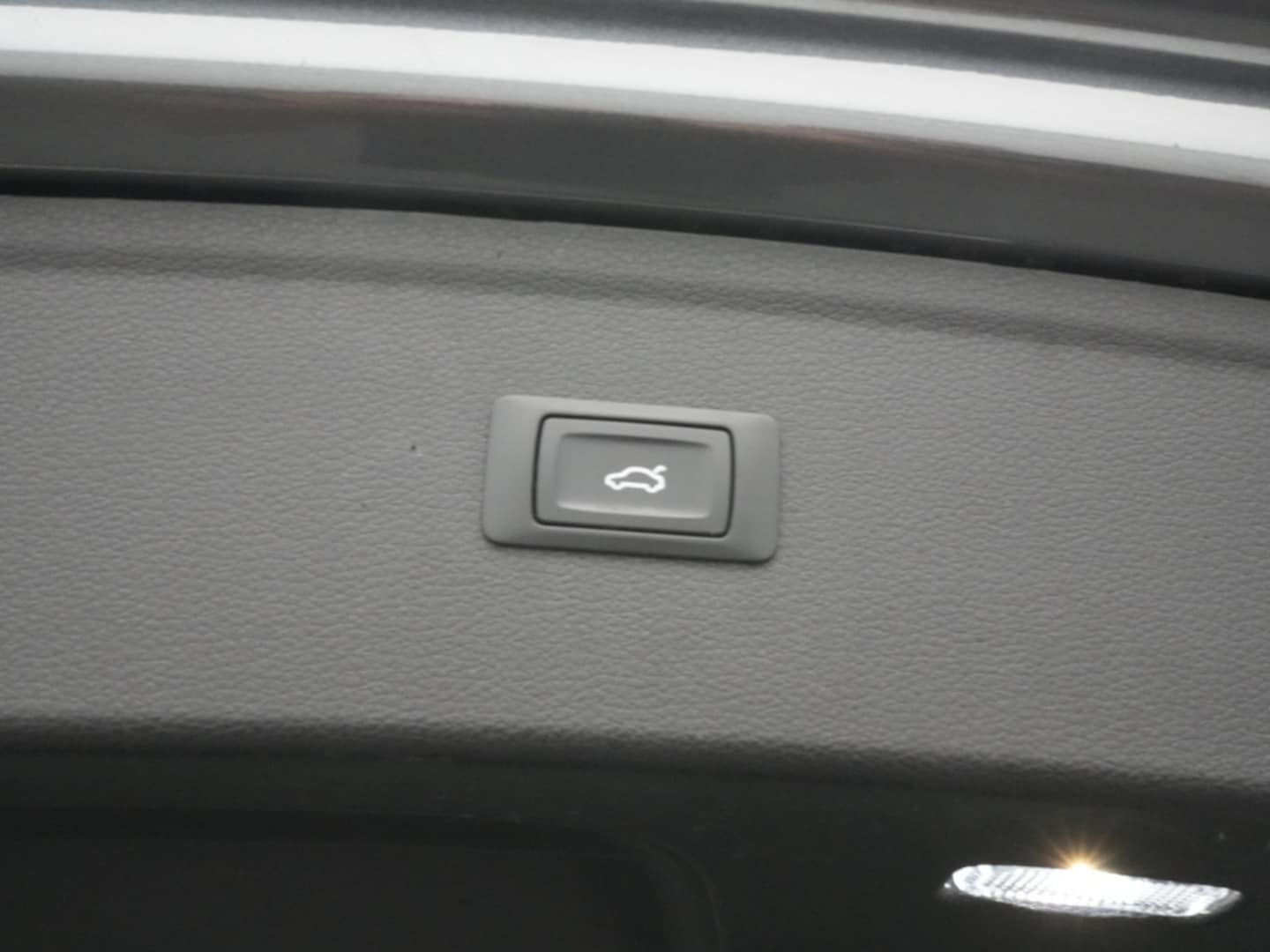 Bild über Audi Q5 TFSI e S line 50 TFSI e quattro S tronic - für weitere Informationen kontaktieren Sie den Audi Partner