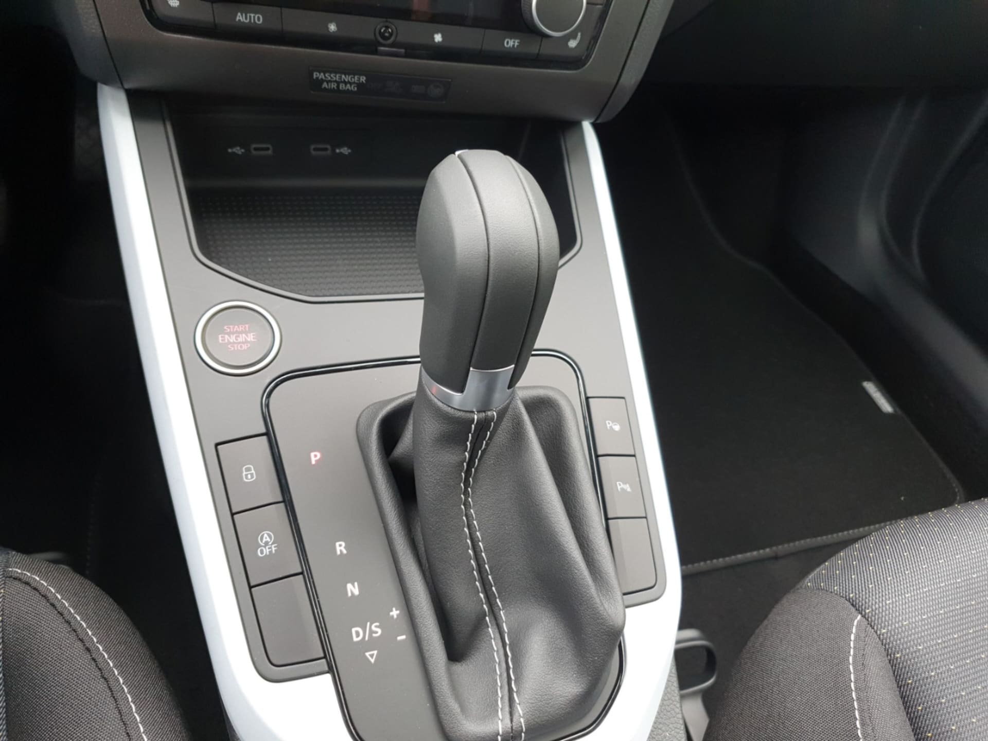 SEAT Arona Style