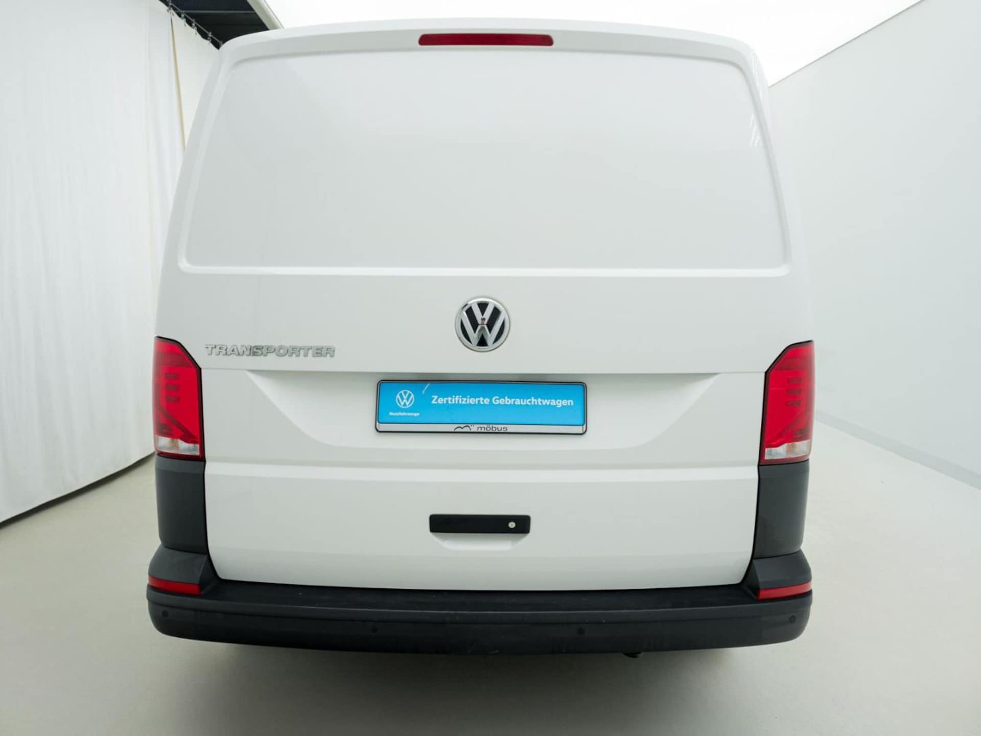 Volkswagen T6.1 Transporter Kasten langer Radstand