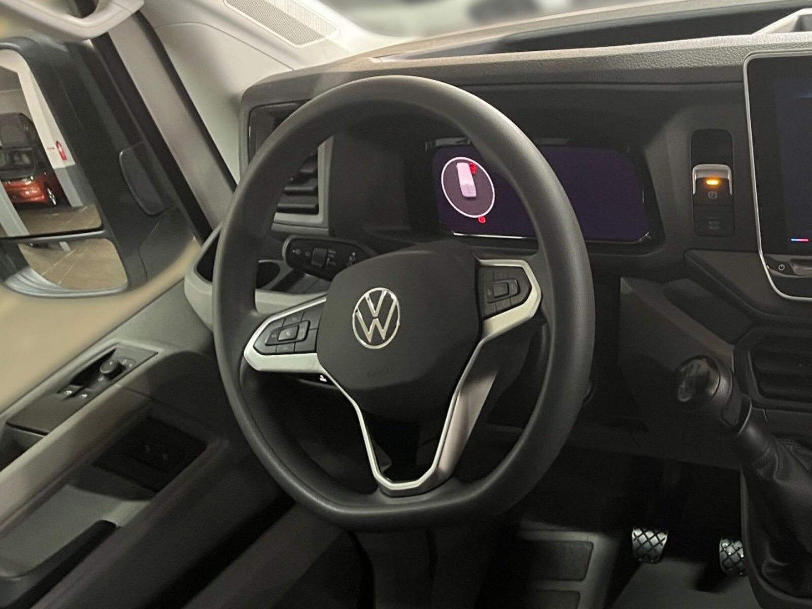 Volkswagen Crafter Kasten mittlerer Radstand – Bild 12