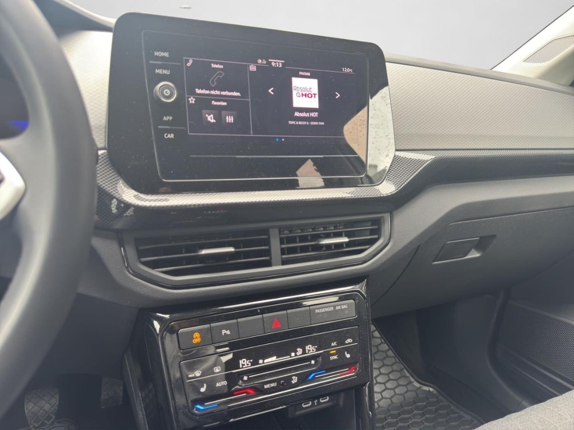 Volkswagen T-Cross Life