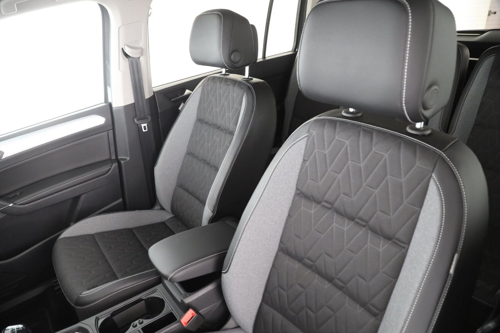 Volkswagen Touran – Bild 12