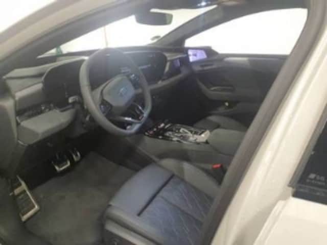 Audi S6 Avant E-tron Edition One Beige E-tron -  - Joinsteer - #3