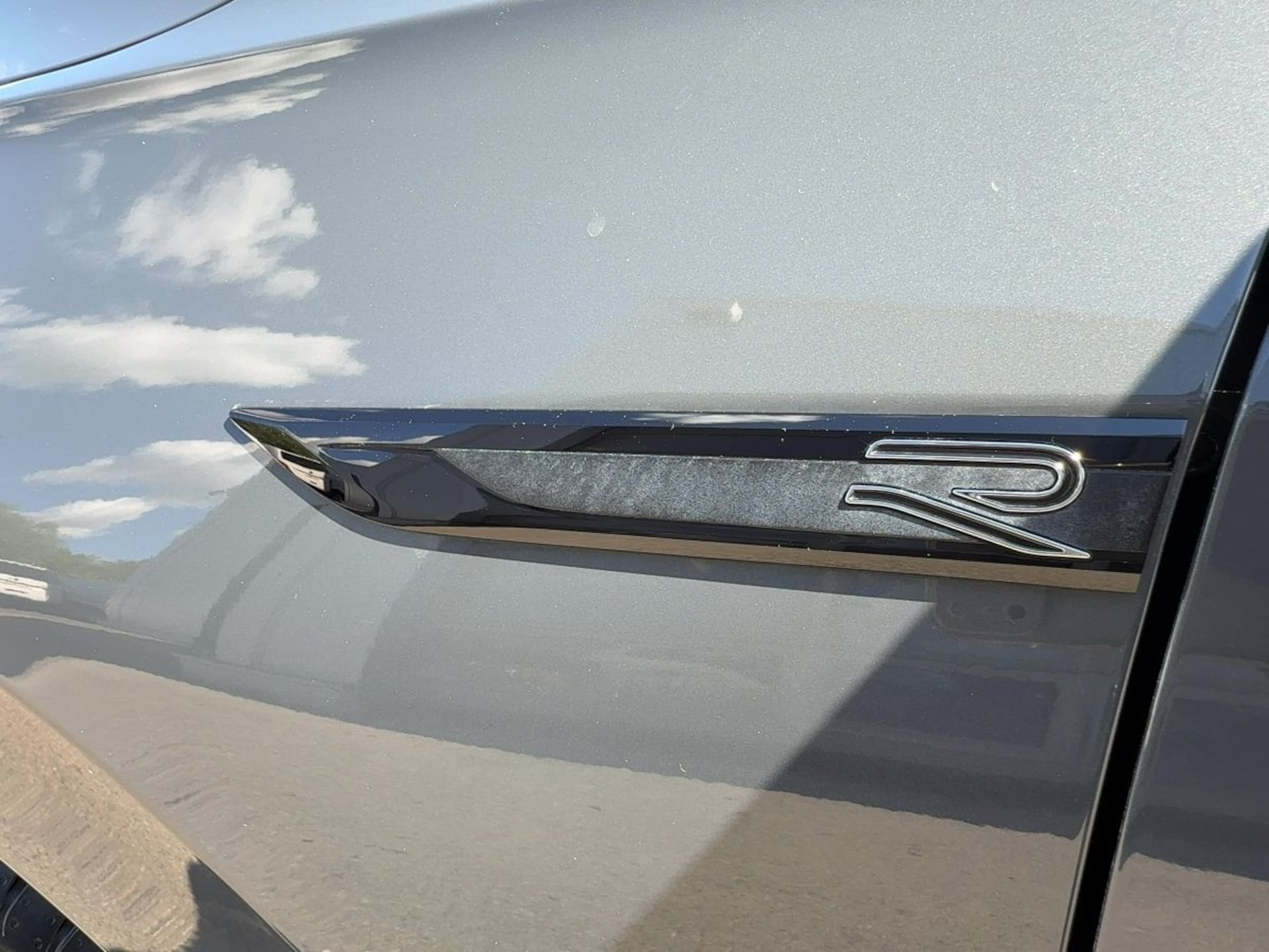 Volkswagen Golf R-Line