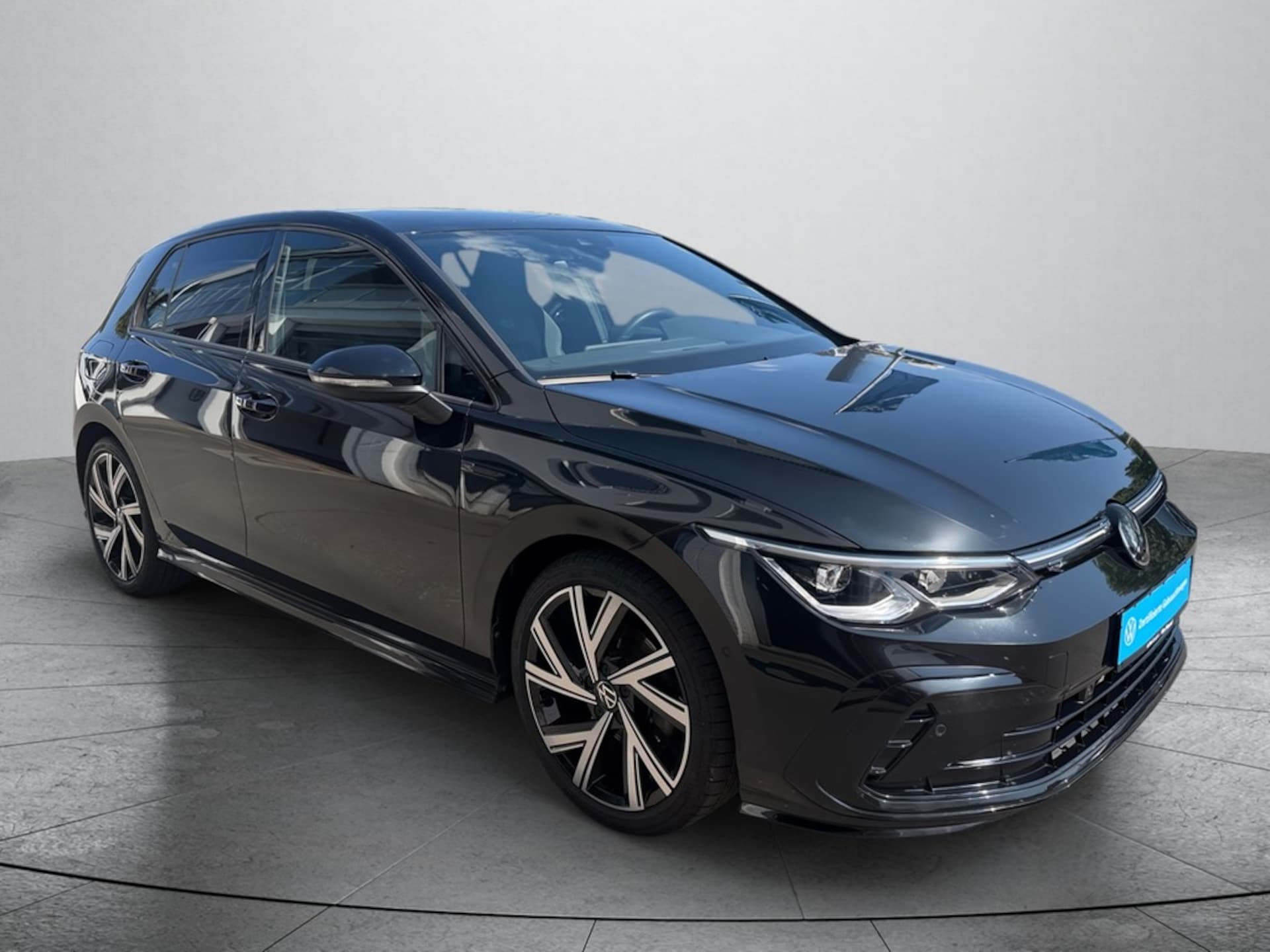 Volkswagen Golf R-Line