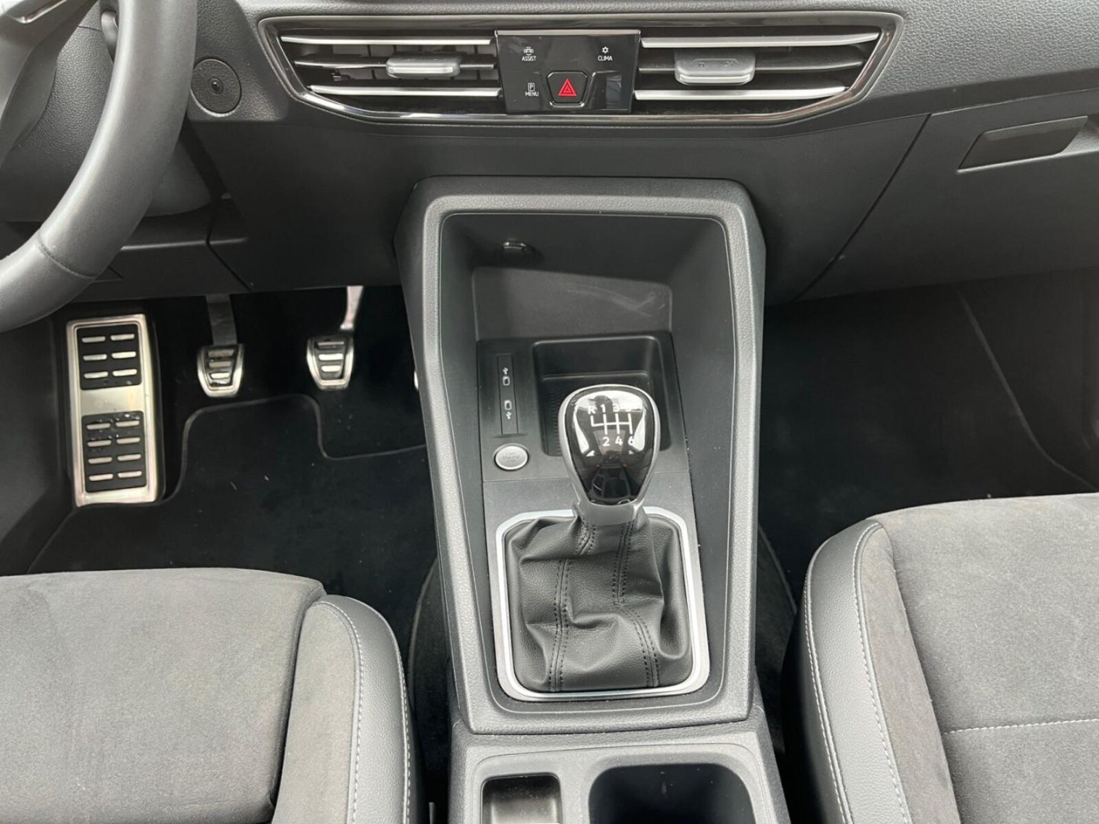 Volkswagen Caddy – Bild 6