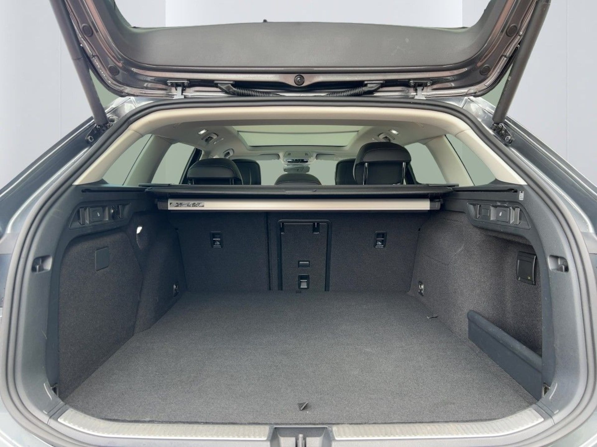 Volkswagen Passat Elegance
