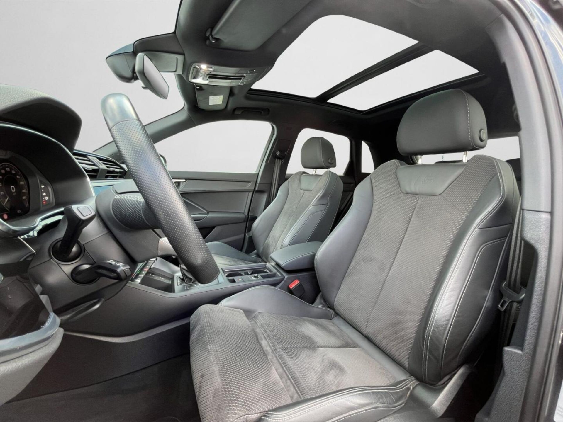 Audi Q3 TFSI e S line