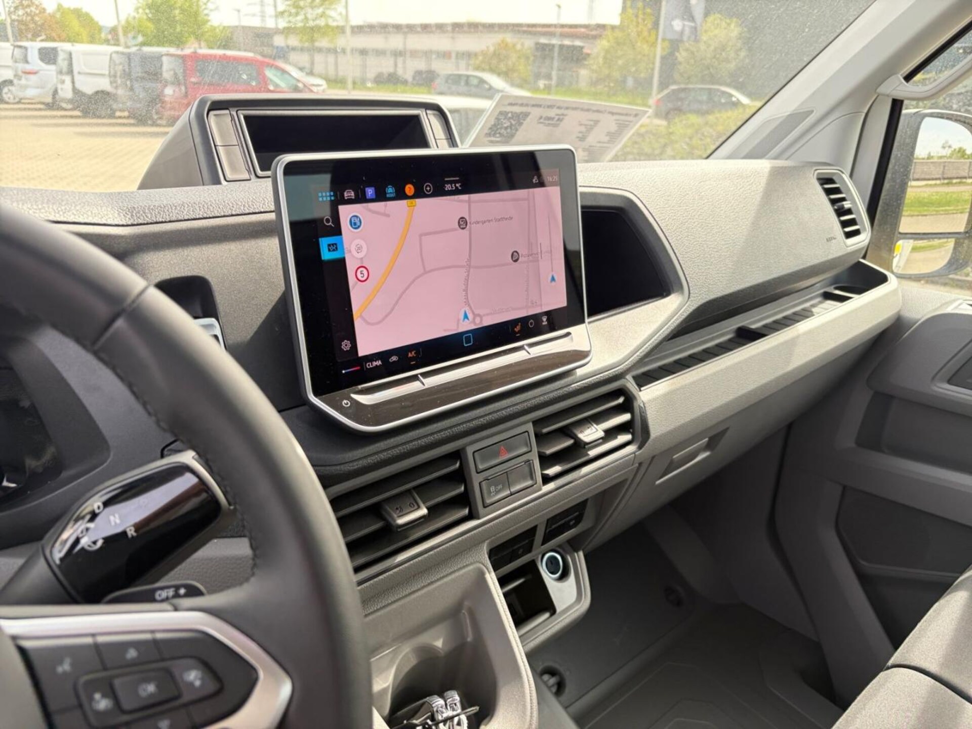 Volkswagen Crafter Einzelkabine langer Radstand