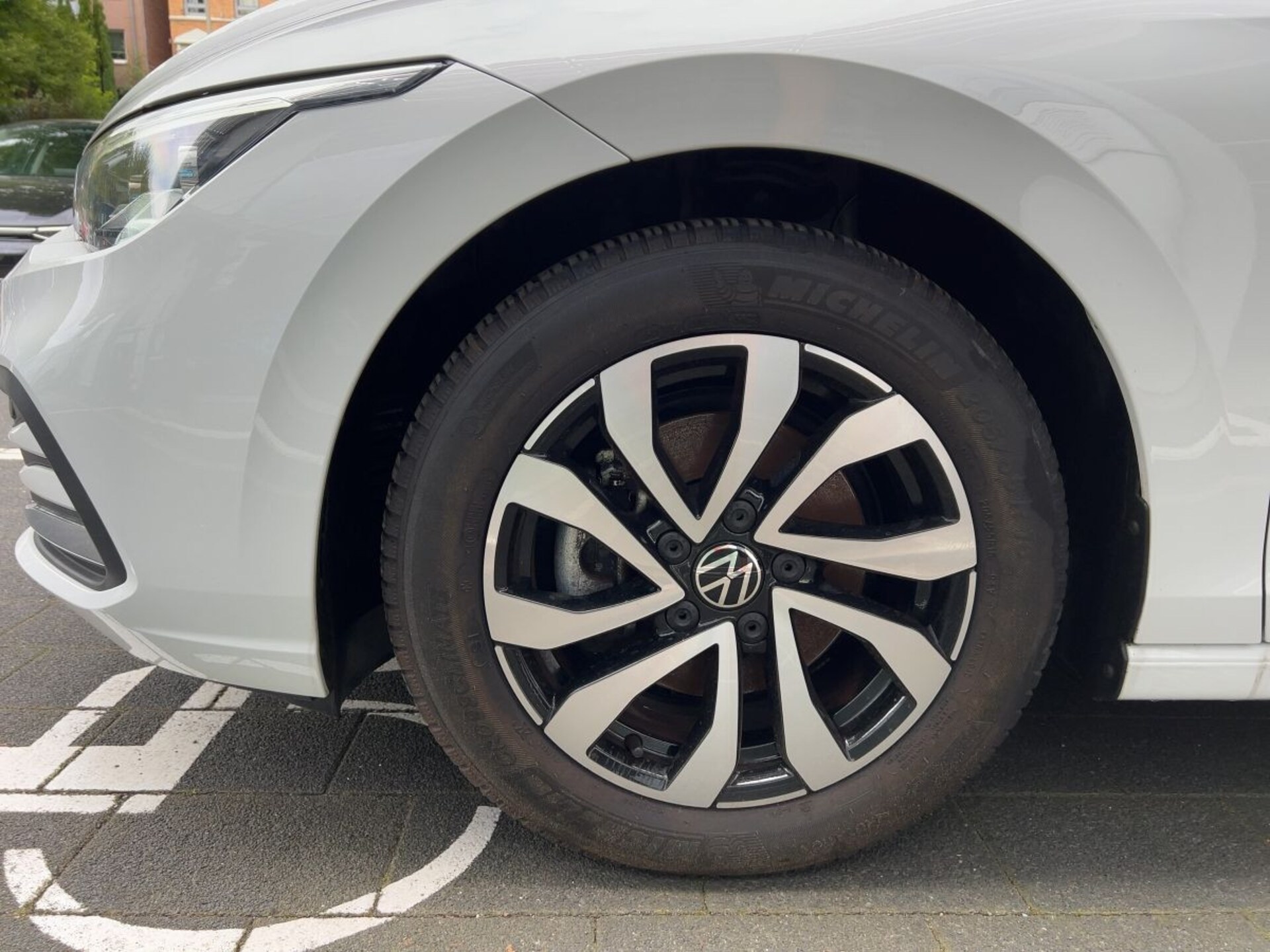 Volkswagen Golf Active