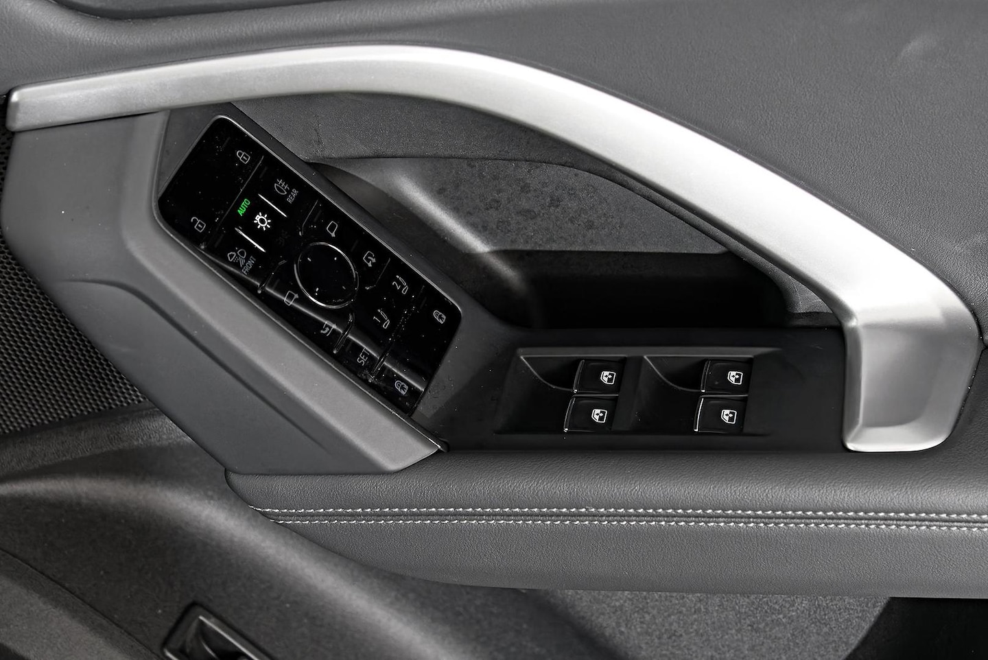 Image about Audi Q5 SUV TFSI 150 kW