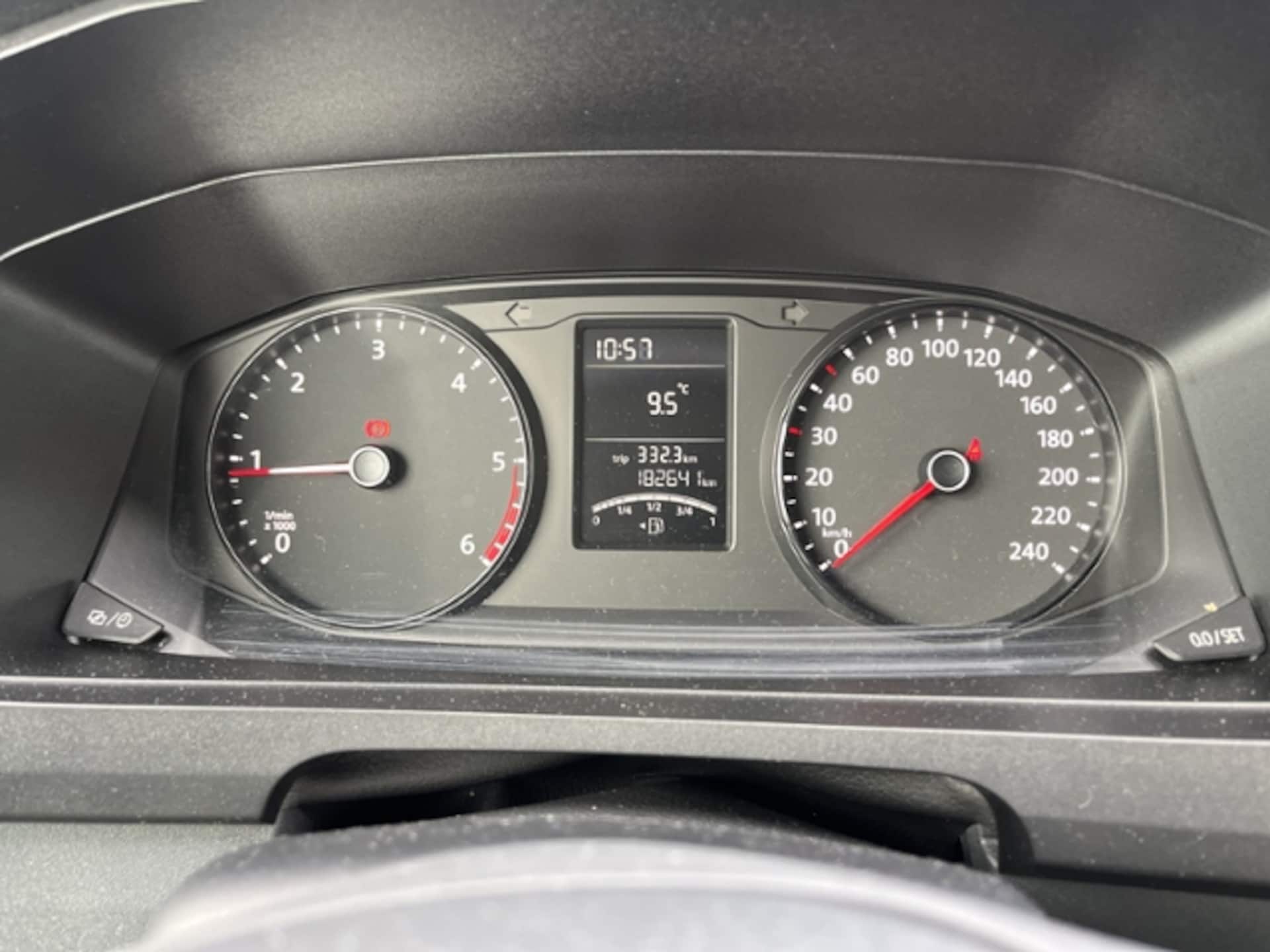 Volkswagen T6 Transporter Kombi kurzer Radstand