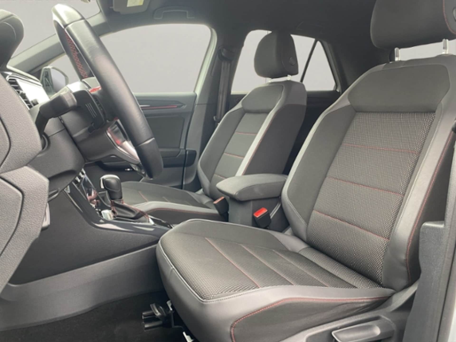 Volkswagen T-Roc Sport