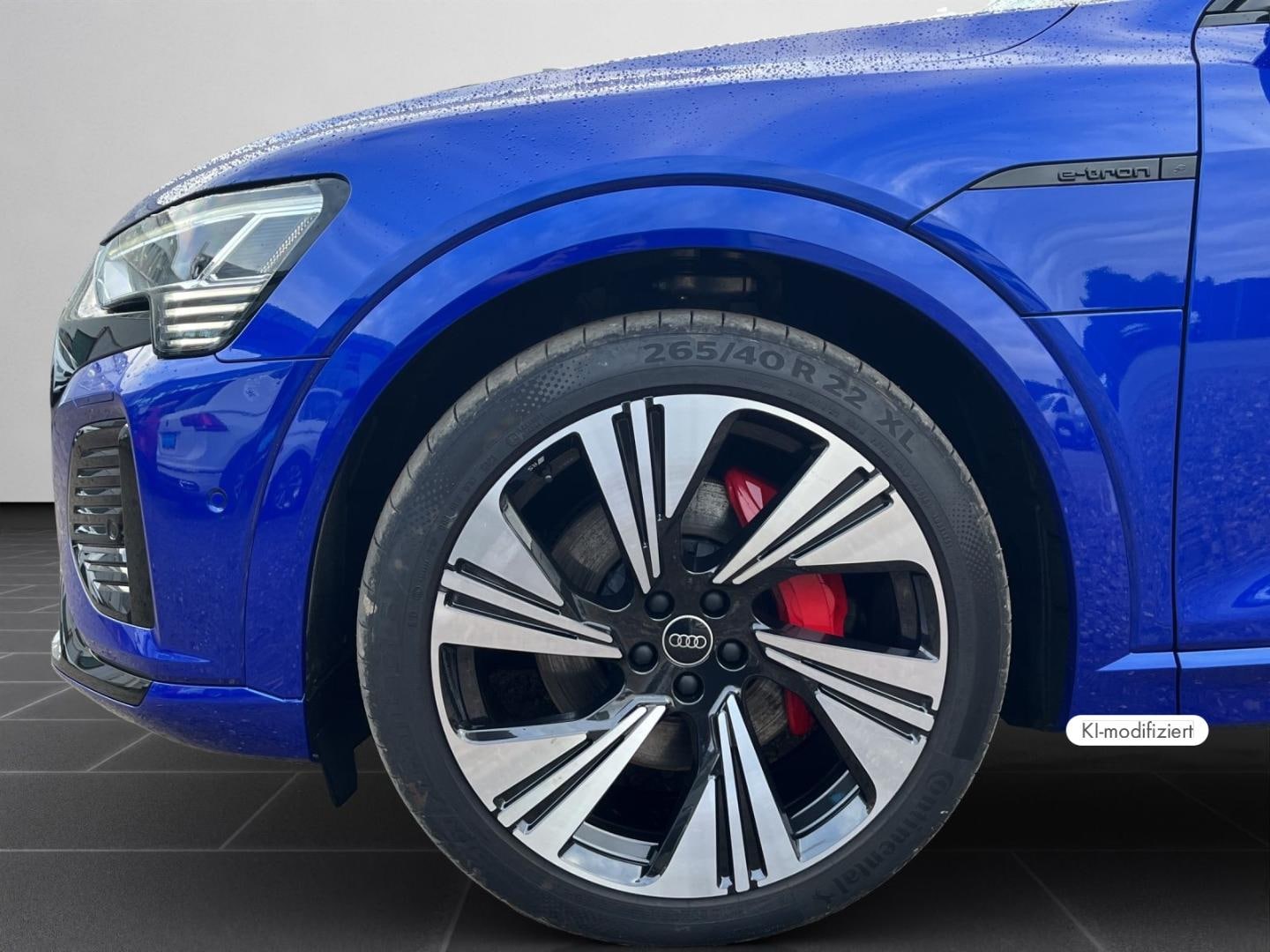 Bild über Audi Q8 e-tron S line 55 e-tron quattro - für weitere Informationen kontaktieren Sie den Audi Partner