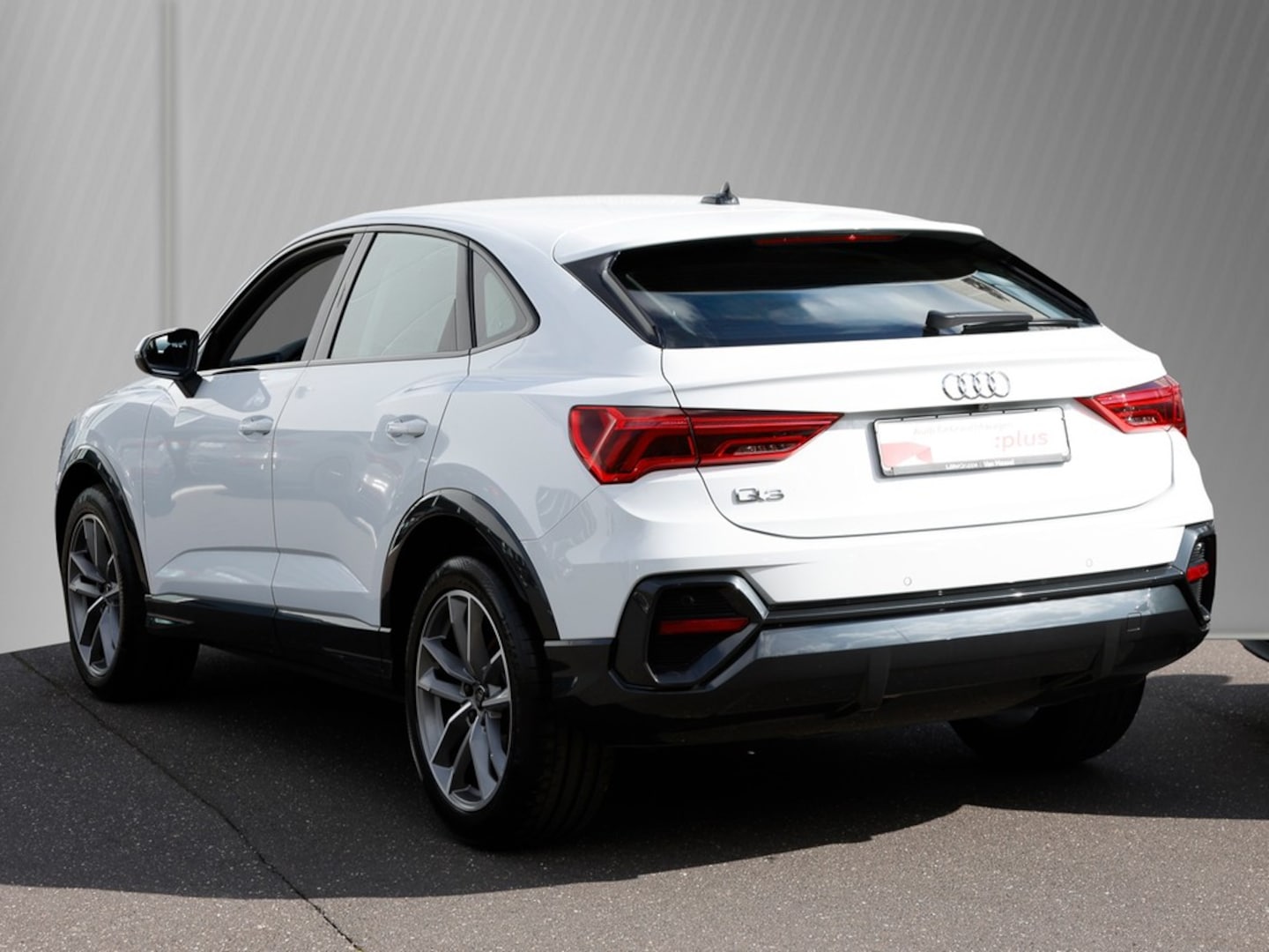 Bild über Audi Q3 Sportback TFSI 110 kW S tronic - für weitere Informationen kontaktieren Sie den Audi Partner