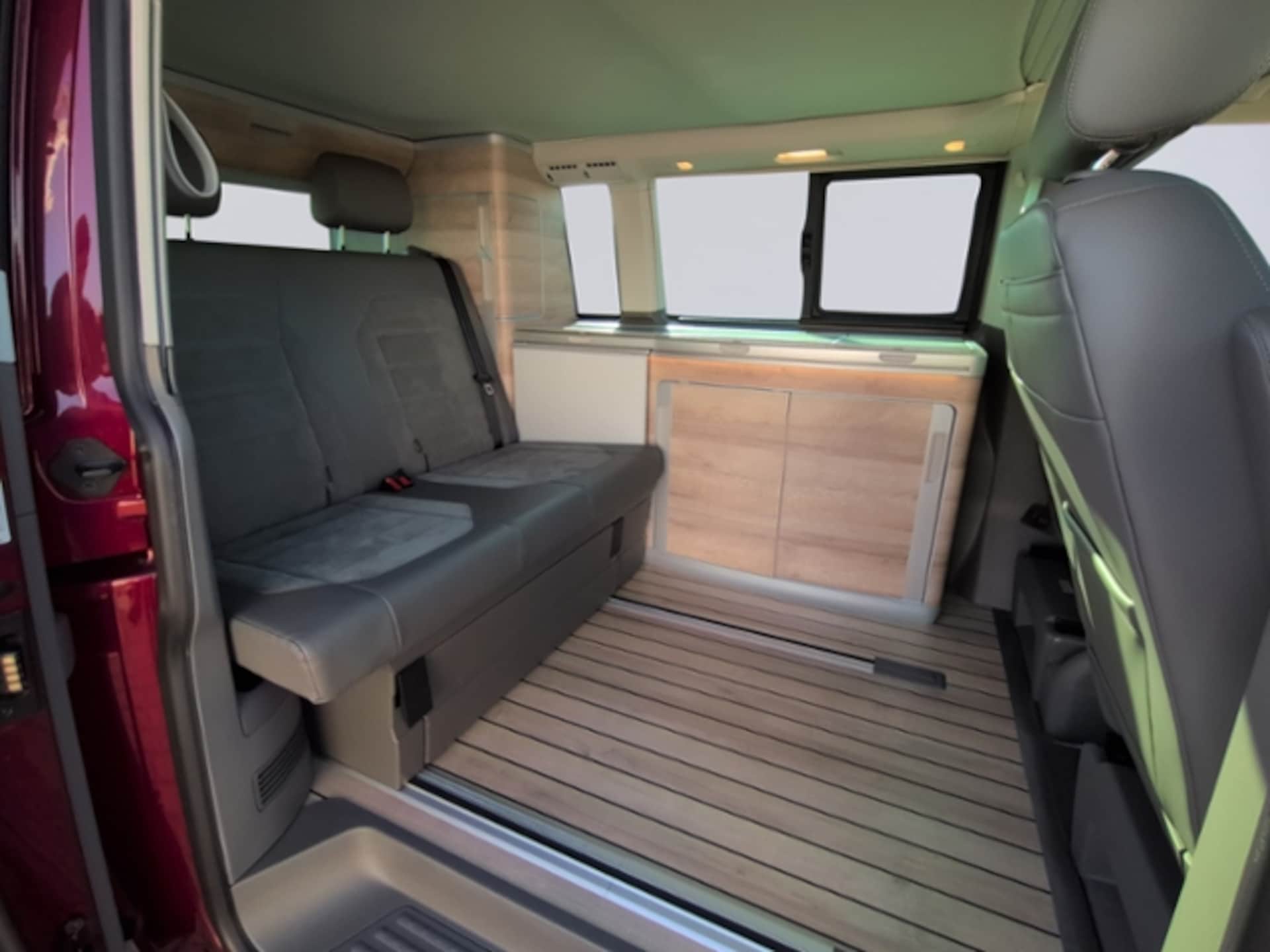 Volkswagen T6.1 California Ocean