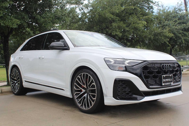 2024 Audi SQ8