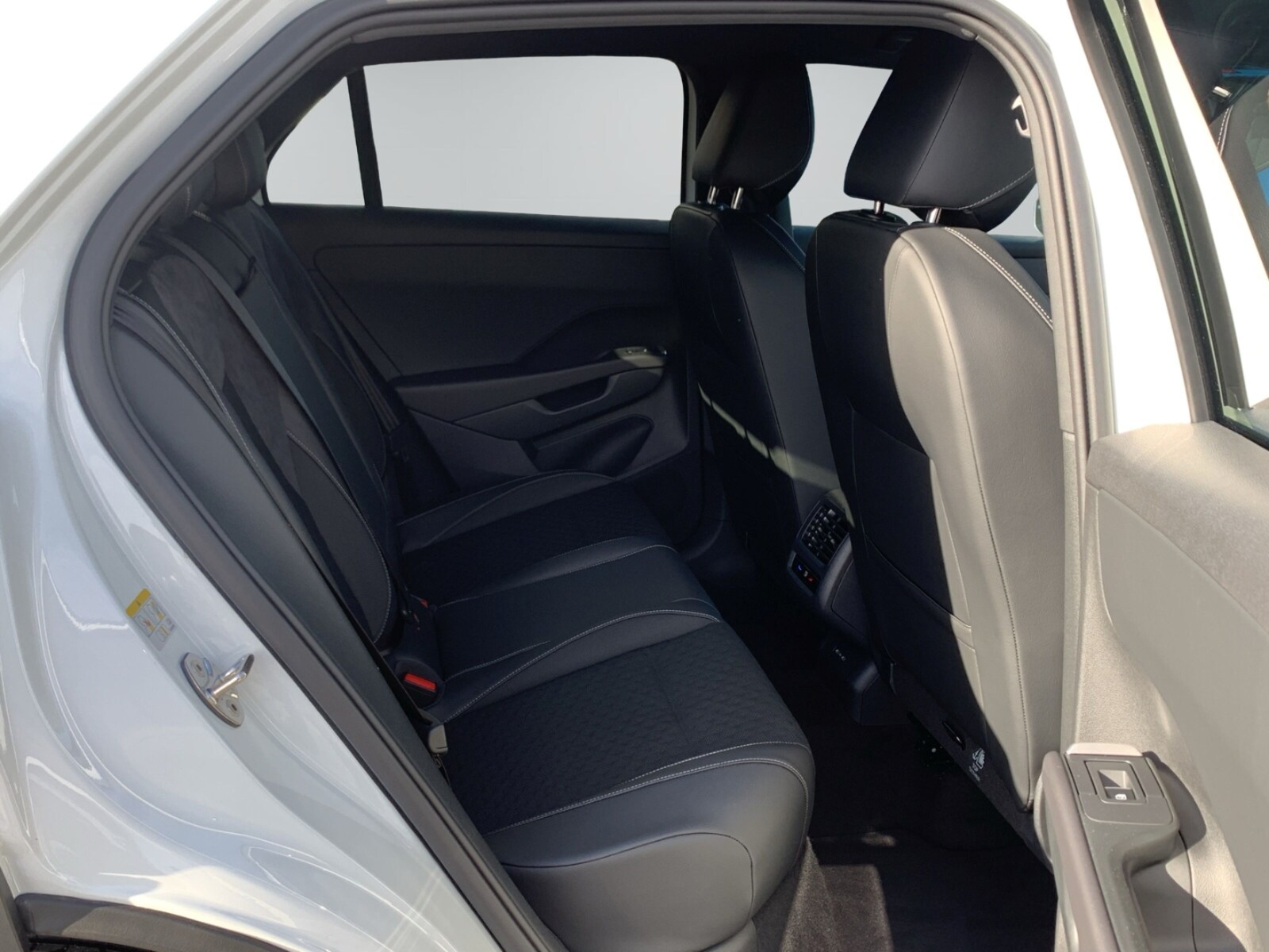 Volkswagen T-Roc – Bild 7