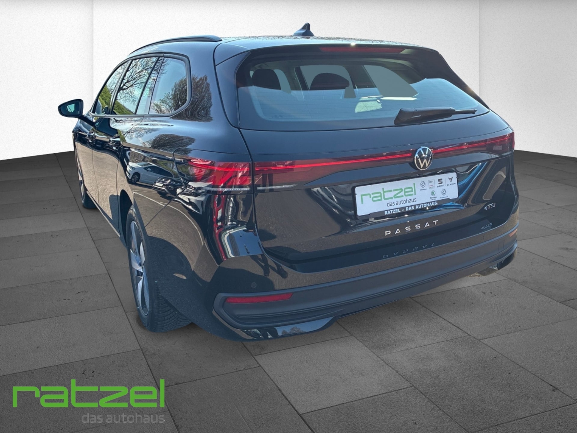 Volkswagen Passat Basis-Modell