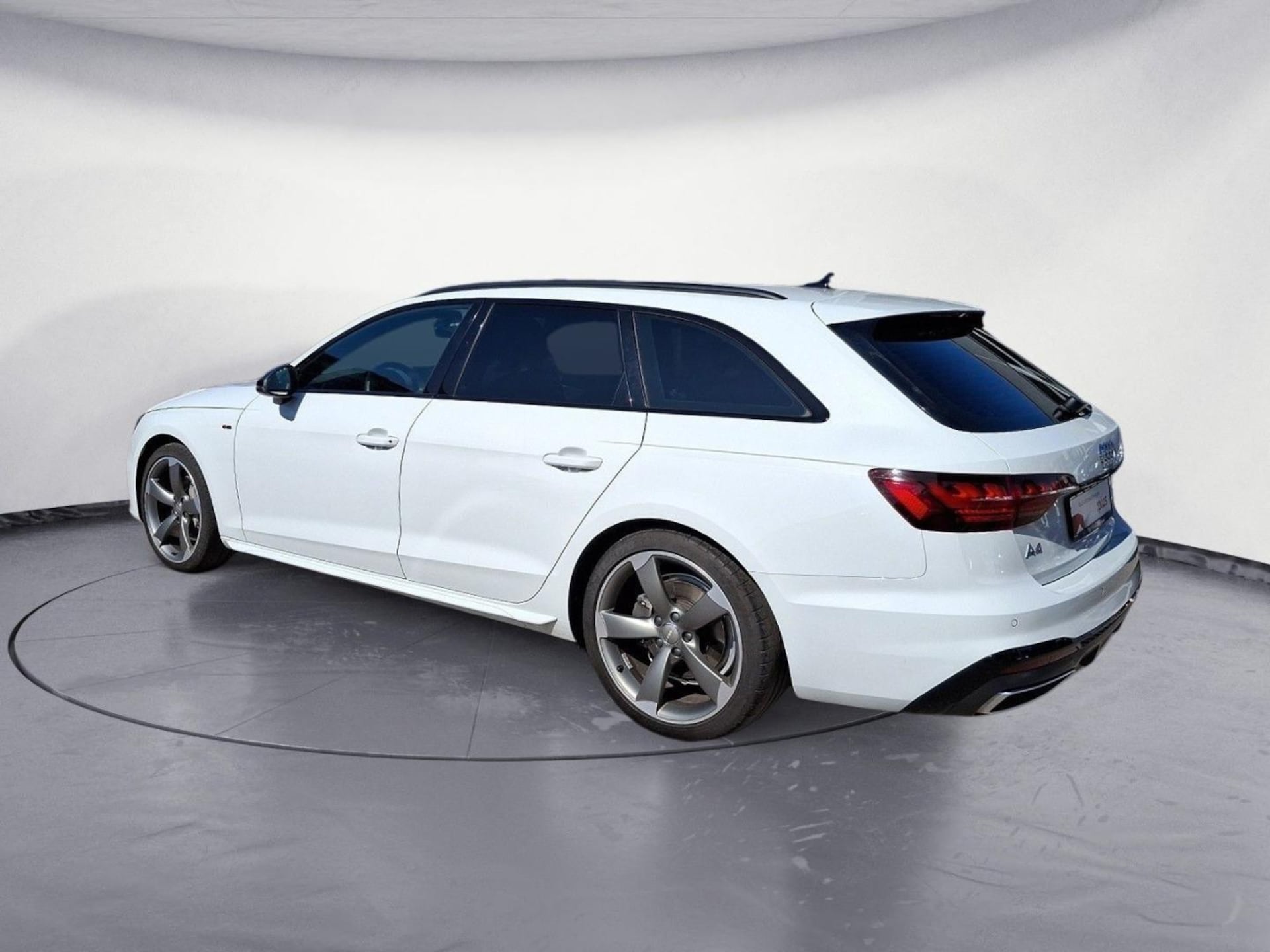 Audi A4 Avant S line