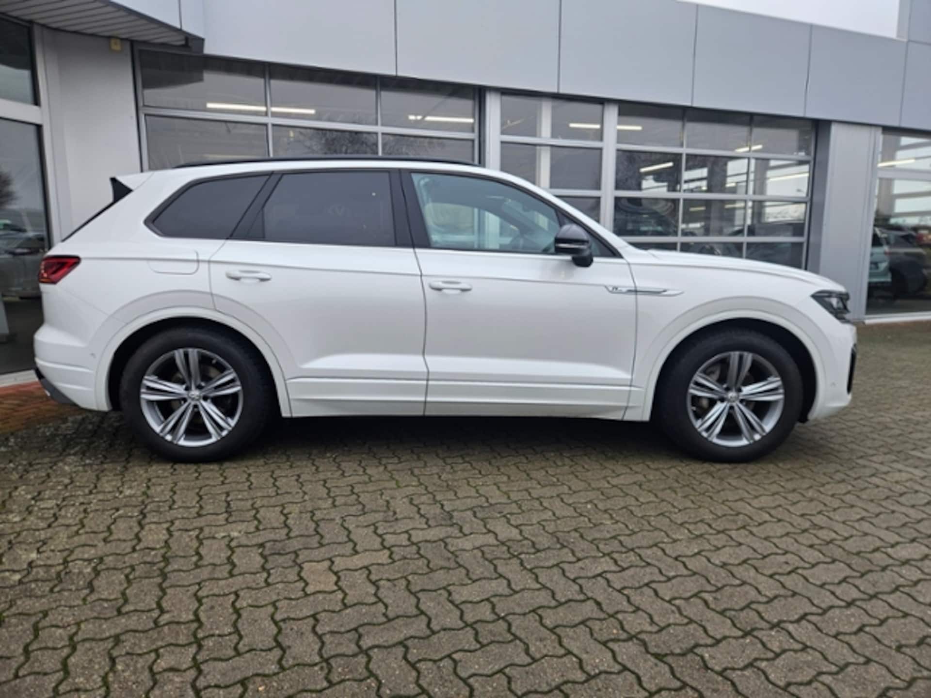 Volkswagen Touareg Basis-Modell
