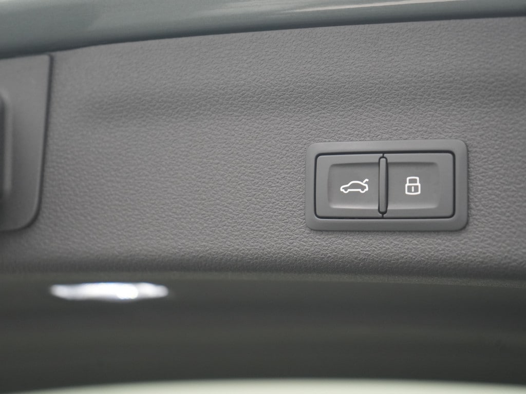 Image about Audi RS 6 Avant performance quattro tiptronic