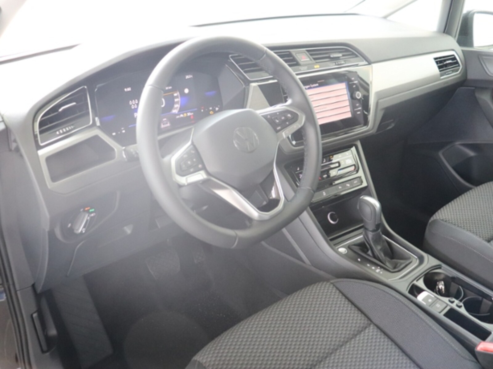 Volkswagen Touran – Bild 17